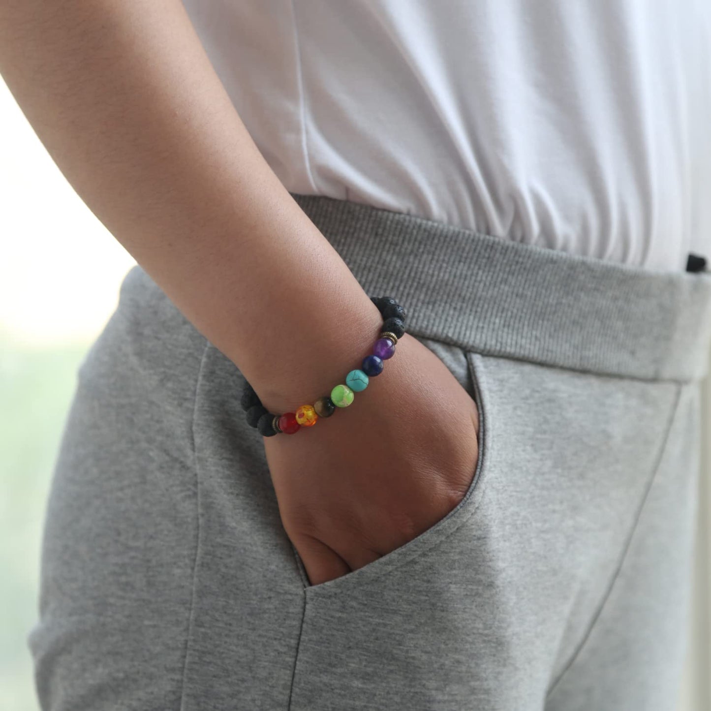 HEDQFM 2pcs Lava Rock 7 Chakra Bracelet Aromatherapy Essential Oil Diffuser Bracelets Couples Yoga Beads Bracelet Lava Stone Stretch Bracelet for Men Women