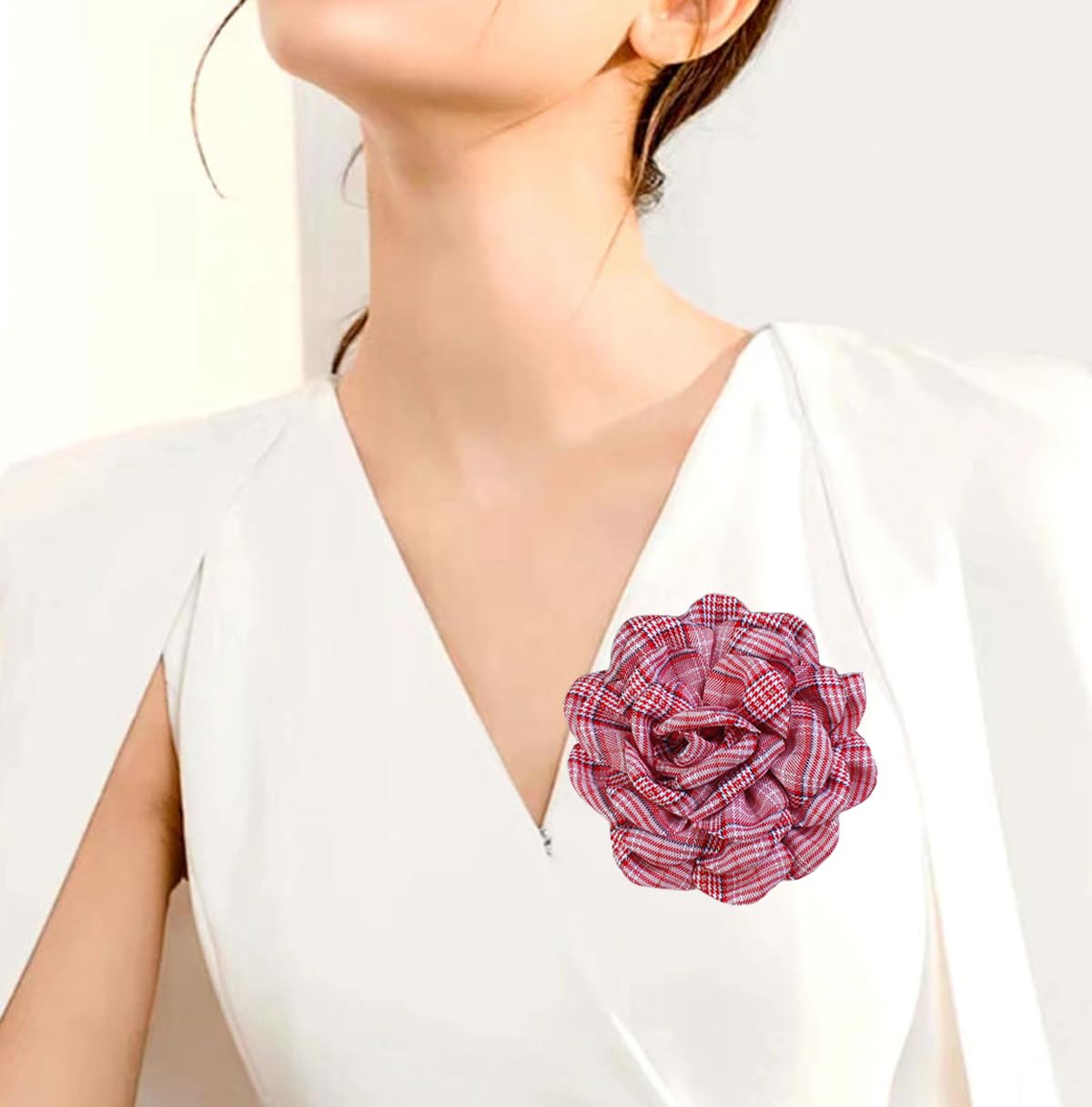 Elegant Large Cloth Flower Brooches Big Camellia Flower Pin for Women Dainty Cloth Fabric Rose Brooches Dress Skirt Scarf Hat Pins Clothing Decoration Accessories (Red Christmas brooch B)