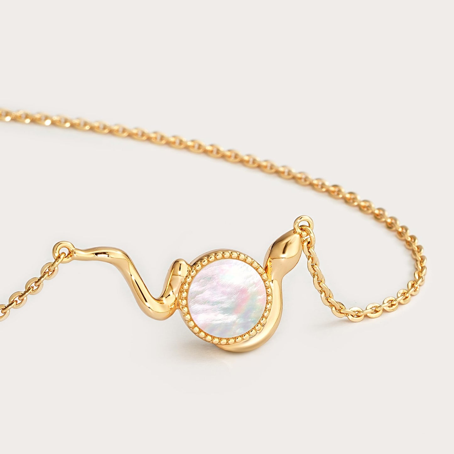Fettero Dainty MOP Necklaces for Women, 14K Gold Plated Snake Pendant Cute Charm Neclace Delicate Pearl Beach Gold Necklace for Women Jewelry Gift
