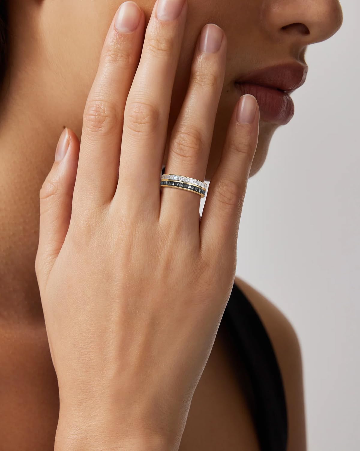 Frbod Black Moissanite Ring Diamond Eternity Bands Sterling Silver Wedding Jewelries Bezel Moissanite Rings for Women Size 5