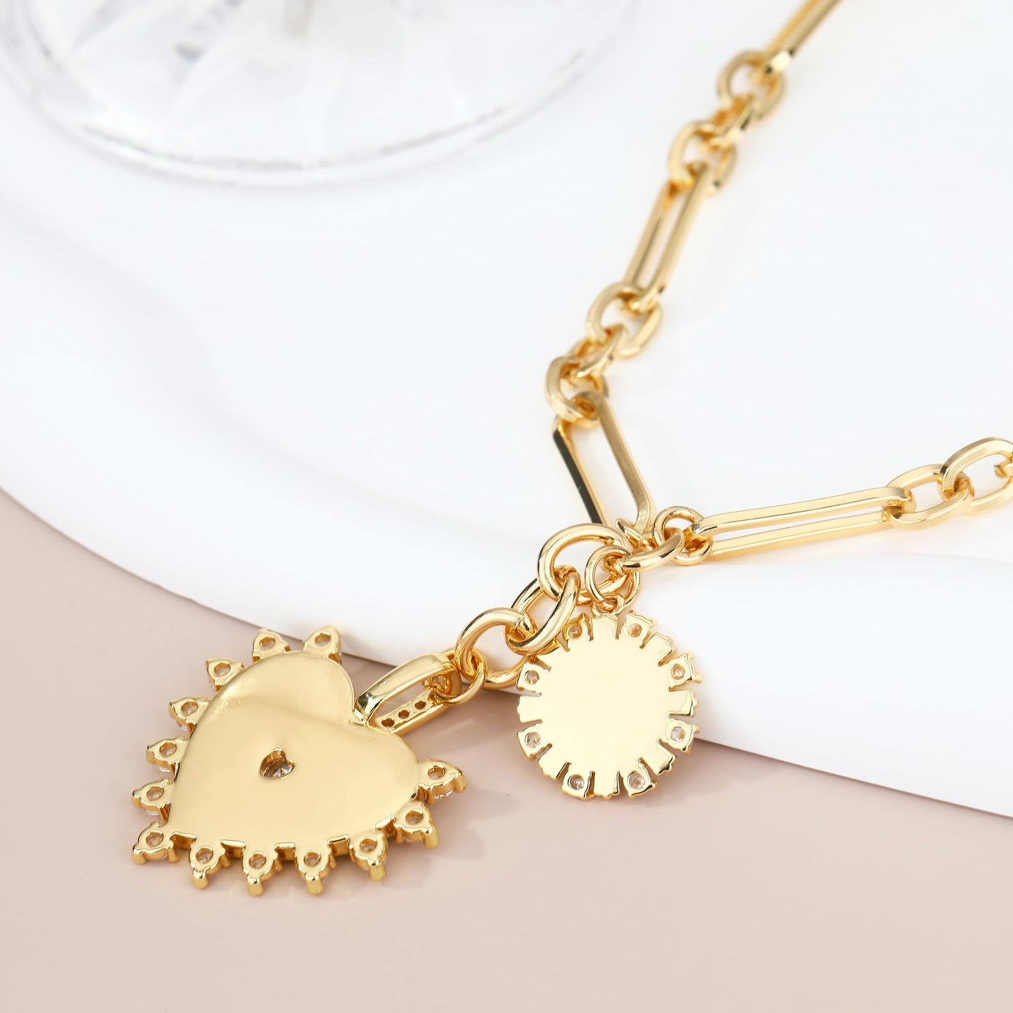 BONJOULRY Chunky Gold Heart Necklace for Women, 18K Gold Plated Chunky Heart Locket Necklace Non Tarnish Charm Necklace Fashion Jewelry Thick Paperclip Chain Hip Hop Statement boho necklaces for women