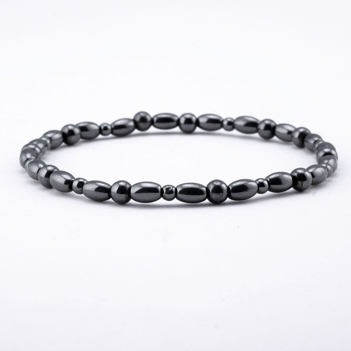 VIKI LYNN 2 Sets of Hematite Magnetic Bracelets and Anklets for Women and Men Hematite Magnetic Stone Beads Adjustable Magnetic Wristband Dainty Jewelry Gift for Mom, Dad, Wife, Friend, Couple
