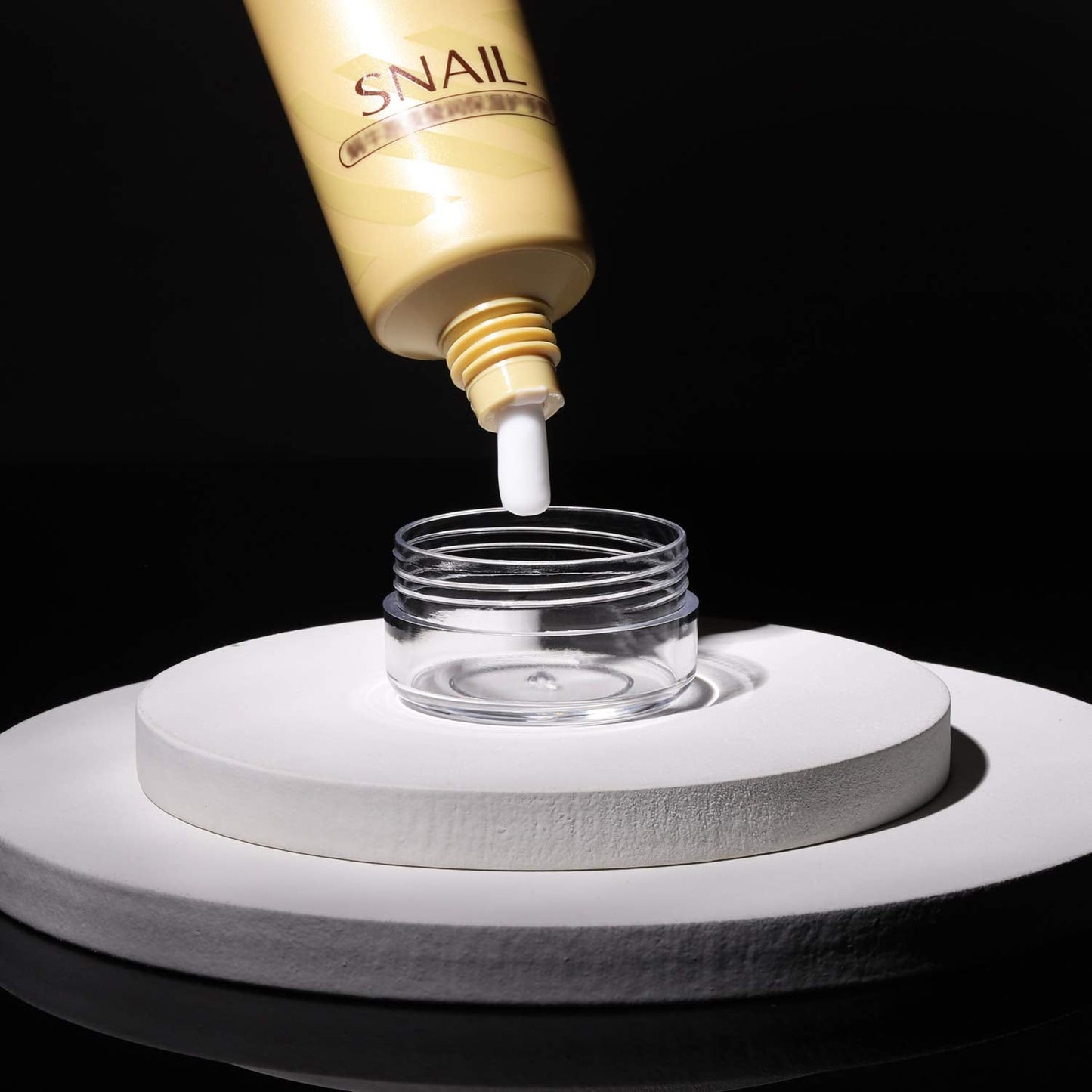 100 Count 10g Small Sample Containers with Lids and 10 Pcs Mask Spatula, Refillable Cosmetic Jars Plastic Makeup Containers Lip Scrub Containers for Beauty Products - Blue