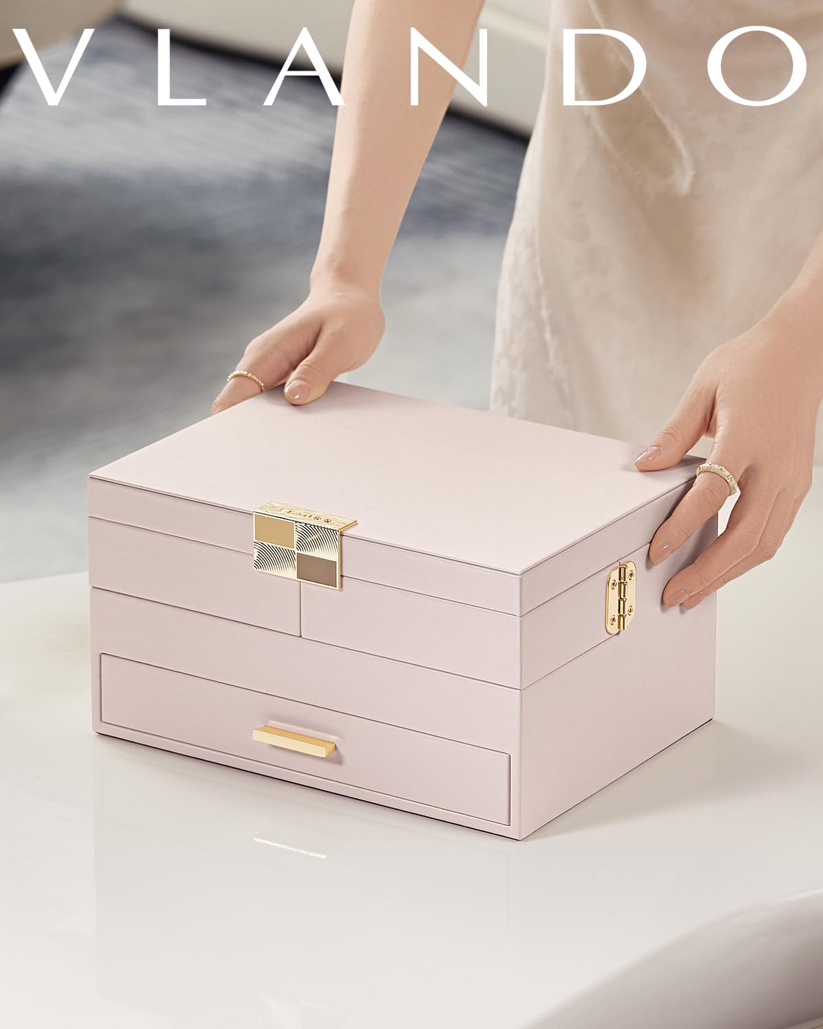 Vlando 3 Layer Jewelry Box - Women Jewelry Box with Retractable Tray - Jewelry Organizers with Drawer for Necklaces, Rings, Bracelets, Earrings, Gift for Couples Mom Girls - Pink