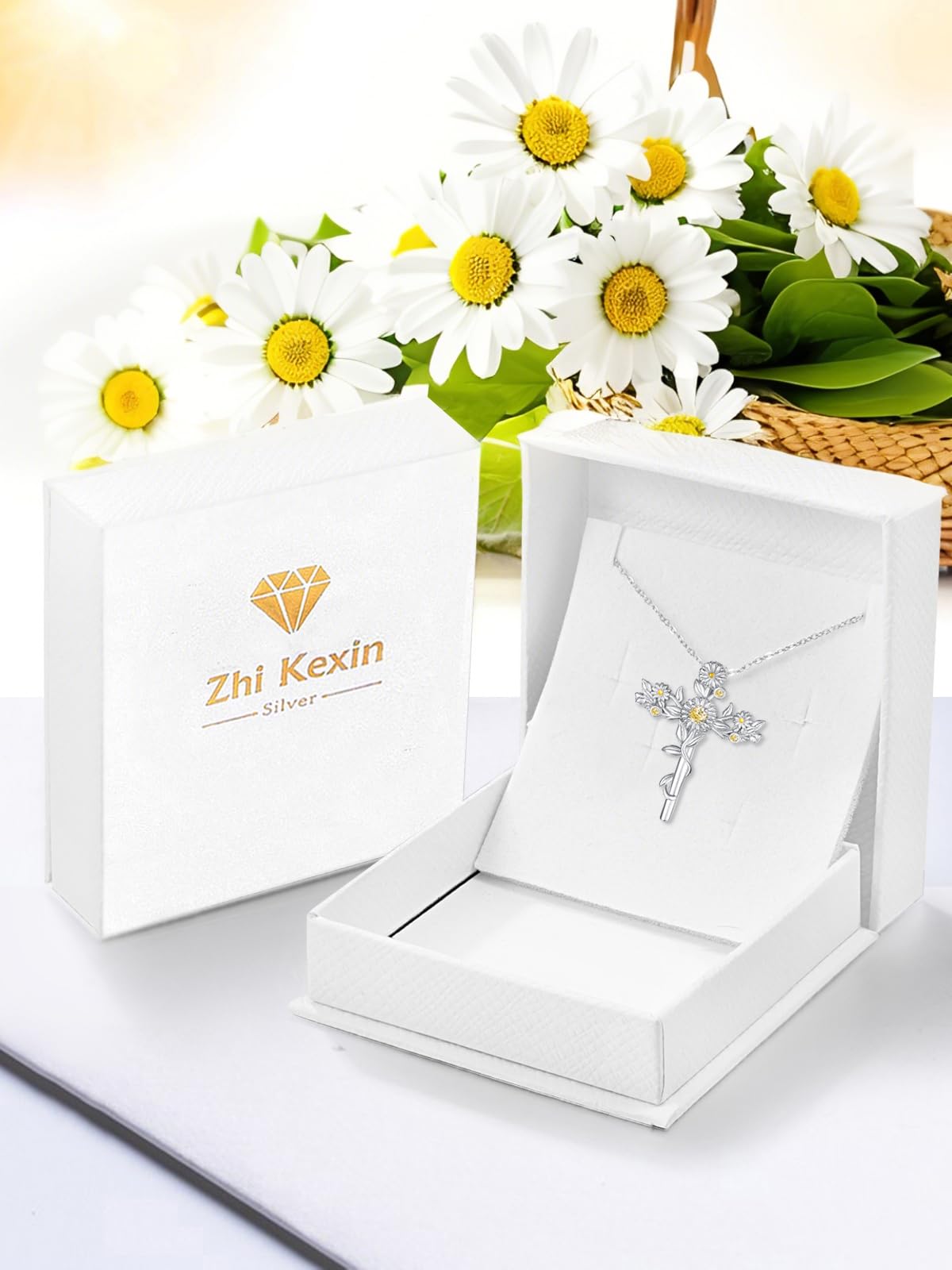 Zhi Kexin Daisy Cross Necklace for Women 925 Sterling Silver Daisys Pendant Jewelry Anniversary Mothers Day Birthday Gifts for Daisies Lovers