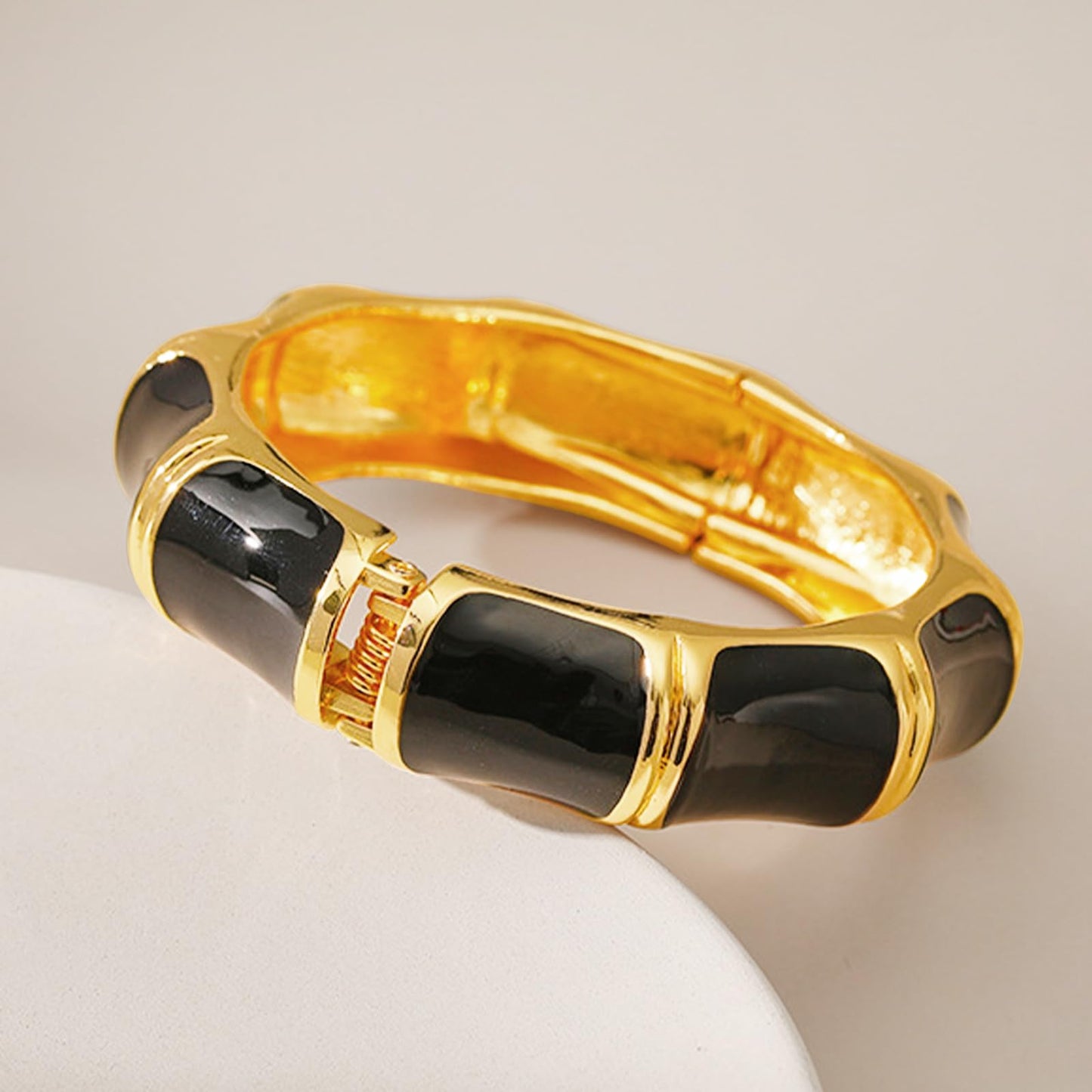 Gold Bangles Bracelets for Women Chunky Bracelet Dainty Elliptical Enamel Bamboo Bangle Bracelet Fashion Cuff Bracelet Jewelry Gift