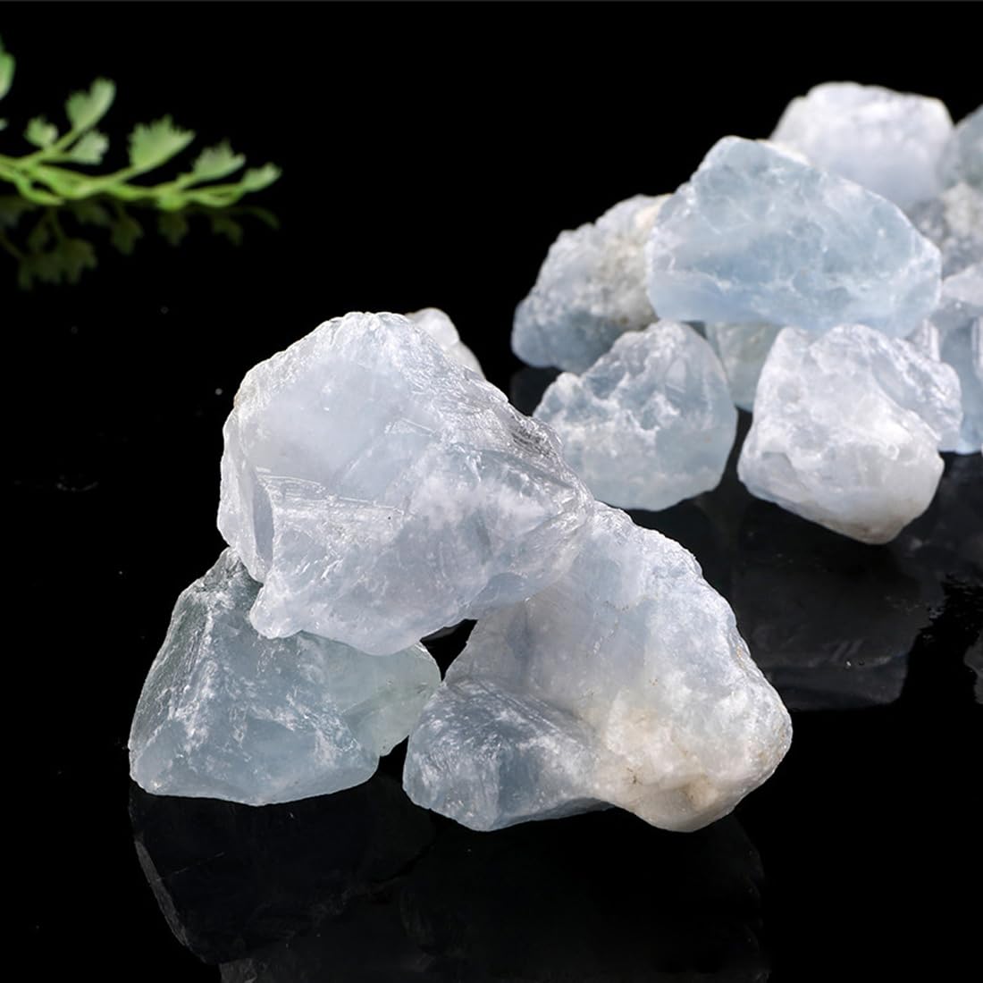 Kyanite Raw Crystals, Large 1.25-2.0" Healing Crystals Natural Rough Stones Crystal for Tumbling, Cabbing, Fountain Rocks, Decoration, Polishing, Wire Wrapping, Wicca & Reiki