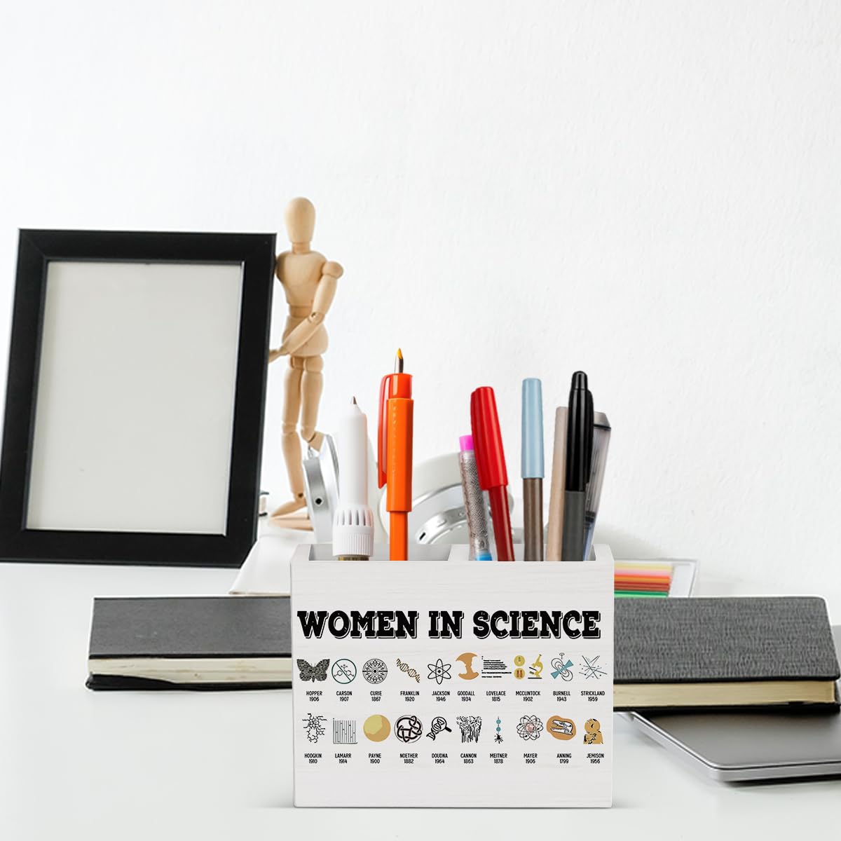 Women in Science Pencil Holder Decor Science Teacher Gifts Chemistry Theme Wooden Organizer Vase for Office Home Desk Table Teacher Appreciation Gifts for Office