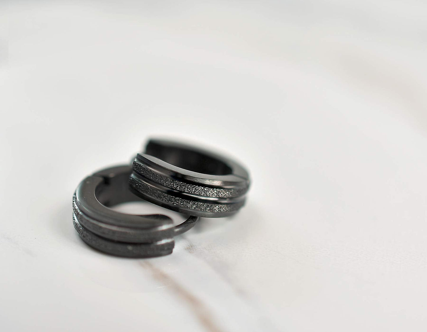 Stainless Steel Hoop Earrings For Men's Women's,Silver/Gold/Black/Blue Hypoallergenic Round Huggie Earrings,Fashion Punk Earrings Piercing Jewelry,Simple Stylish Loop Earring,Gift for Him Her Birthday
