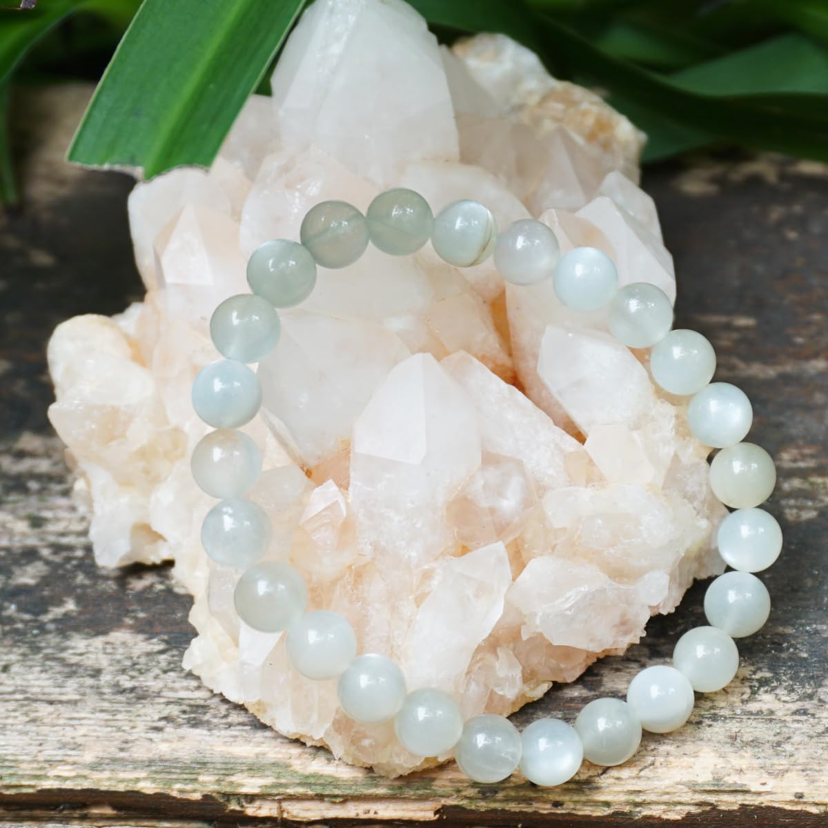 OwizJade 8MM Green Moonstone Bracelet, Unisex Natural Gemstone Round Beads Stretch Bracelet Healing Crystal Beads, A for Women Men