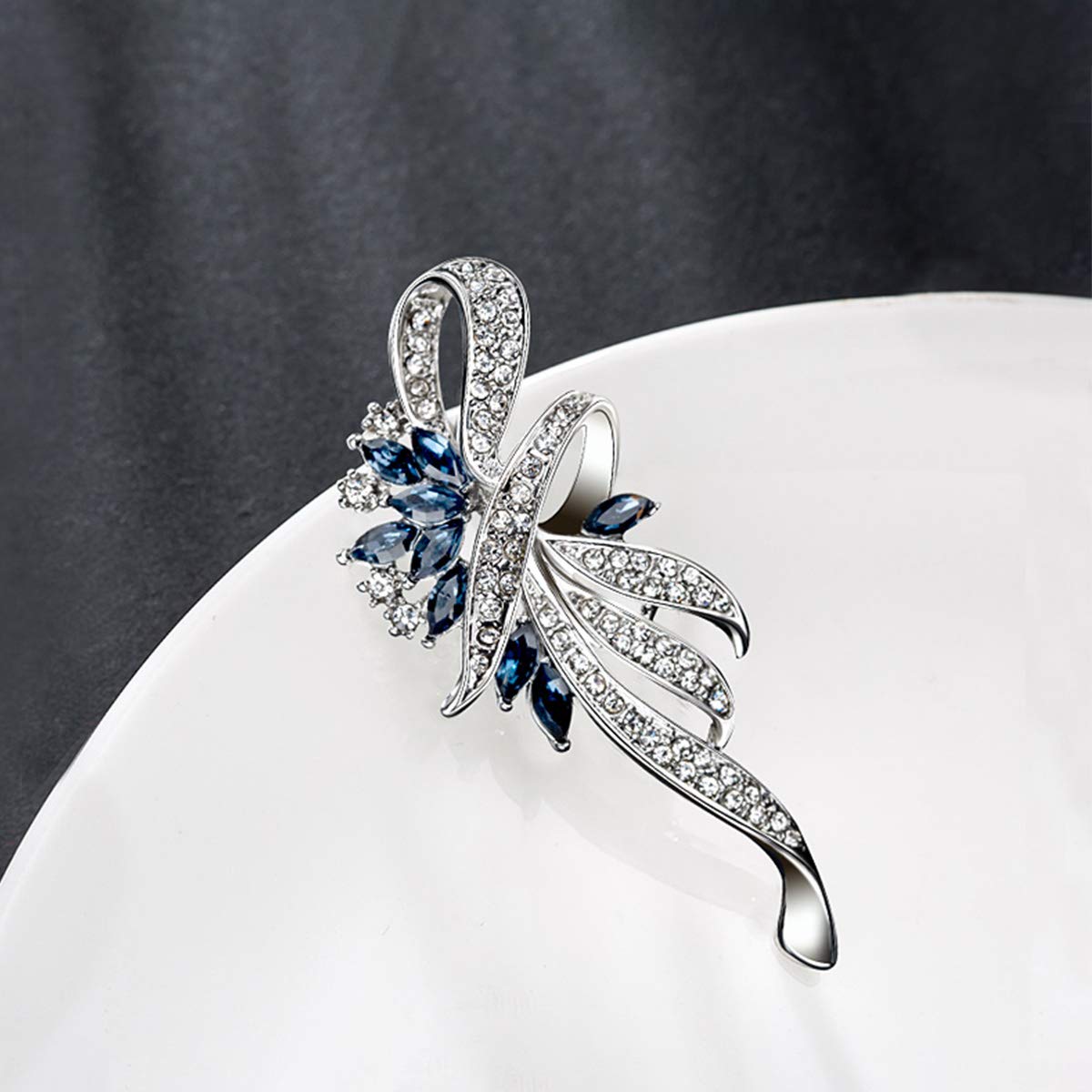 Merdia Created Crystal Brooch Fancy Vintage Style Flower Brooch Pin for Women, ladies with Blue/Purple Created Crystal | Vintage Fashion | Brooches and Pins for Women | Silver(3Pcs Blue)