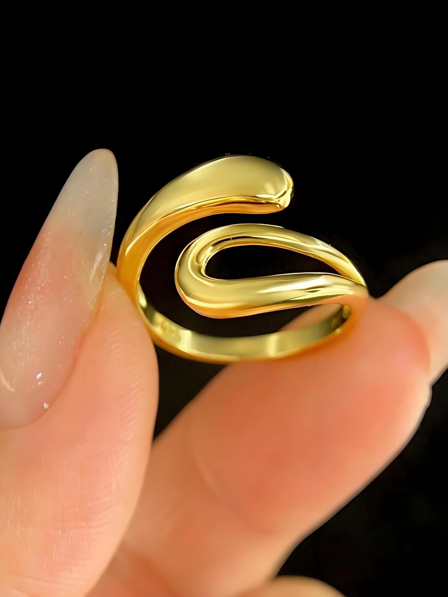 AIETUE Chunky Rings For Women, Gold Silver Thumb Ring Asymmetrical Wavy Curve Ring Adjustable Non Tarnish Dainty Stainless Steel New Year Anniversary Birthday Jewelry Gift (Zesty-Gold)