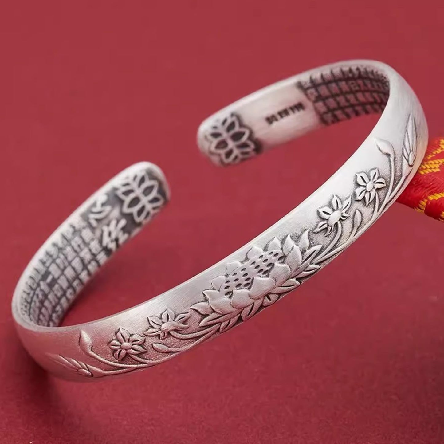 Feng Shui Lotus Heart Sutra Bracelet - Adjustable Vintage Silver Bracelet for Women Men, Tibetan Buddhist Mantra Lucky Amulet, Wealth Luck Protection Meditation Gifts (A)
