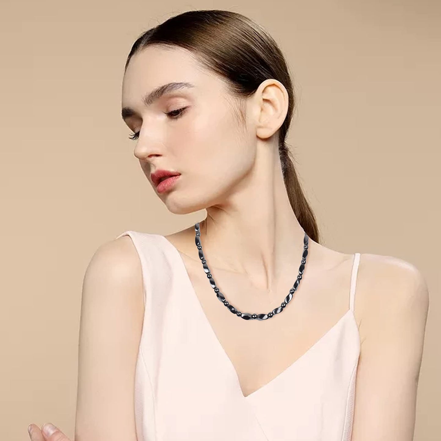 IRUMENG Magnetic Hematite Necklace for Men Women, Magnetic Stone Necklace to Soothe Neck Shoulder Discomfort, Reduce Fatigue Improve Daily Relaxation-17.6 inch (45cm)