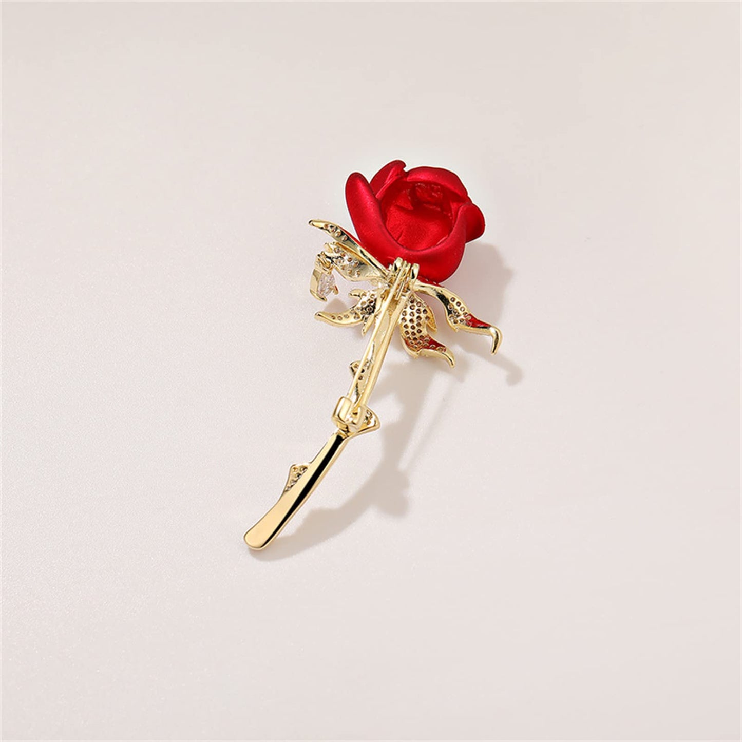 AILONMEI Elegant Pearl Flower Designer Brooch Pins Broches Costume Jewelry For Women Fashion Christmas Gift (Red Rose)