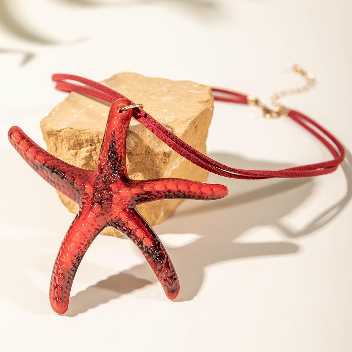 Large Starfish Shell Necklace for Women Bohemian Starfish Pendant Necklace Dainty Coastal Jewelry Summer Sea Vacation Necklaces Adjustable Shell Necklaces Summer Beach Surfer Jewelry Outfits Accessories (Red)
