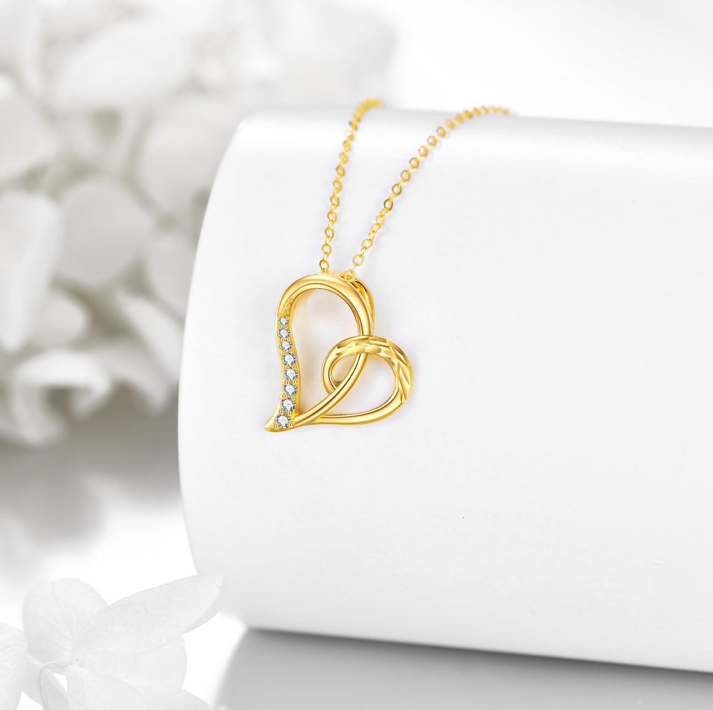 DOVRAN 14K Solid Gold Heart Necklace for Women Real Yellow Gold Love Heart Pendant Mother's Day Jewelry Gifts for Wife Mom