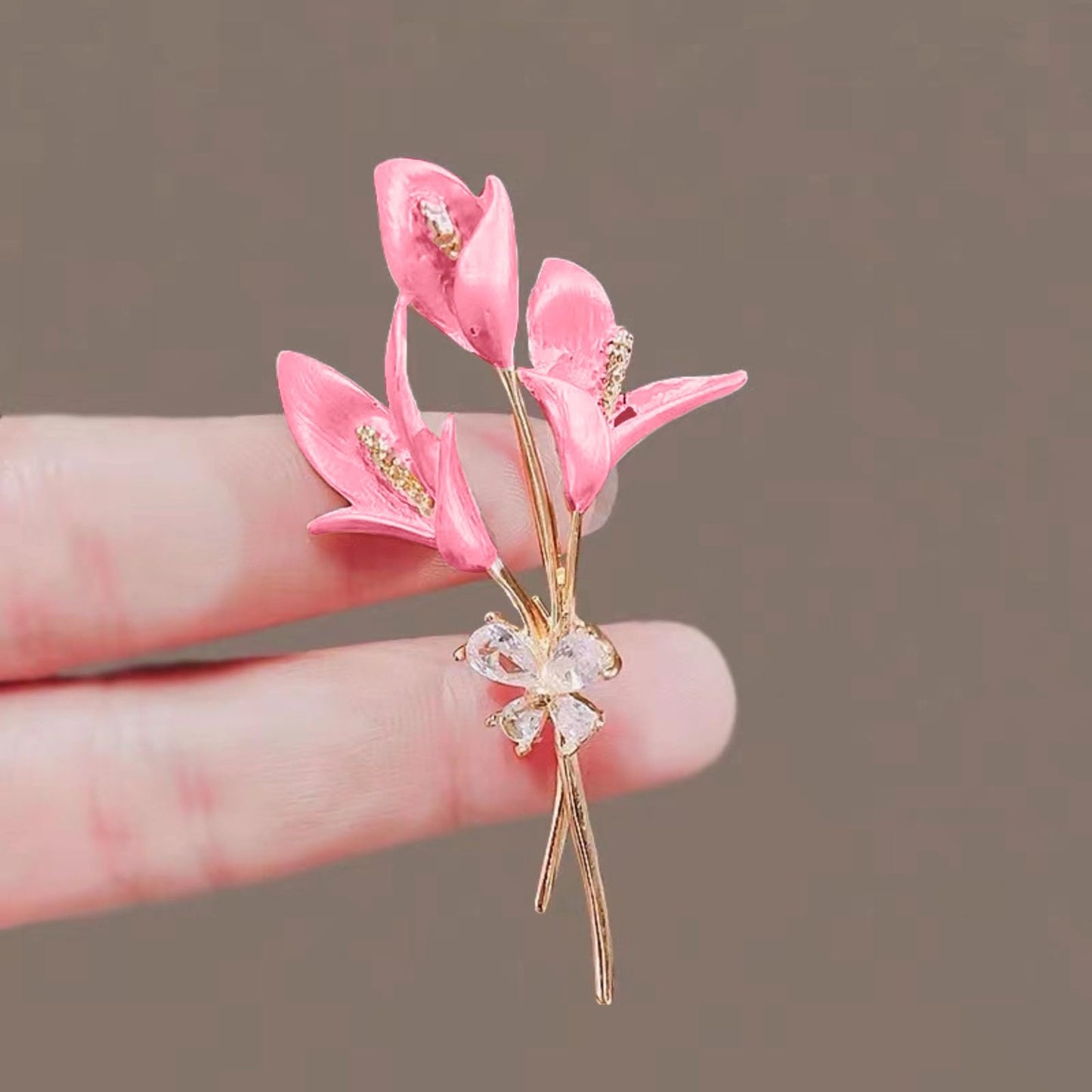 Elegant Flower Brooch for Women, Vintage Premium Enamel Boutonniere, Coat and Suit Pendant Necklace, Jasmine Magnolia Lily Osmanthus Designs (Lily)