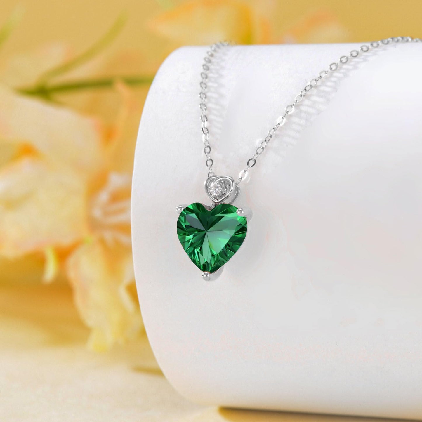 NFYBD 14k White Gold Love Heart Emerald Birthstone Pendant Necklace for Women 3 Carat Heart-cut Created Gemstone Anniversary Birthday Mother's Day Necklaces for Her-may
