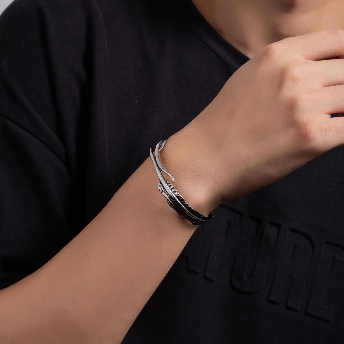 Baoaichi Handmade Vintage Feather Cuff Bracelet For Men & Women, Adjustable Stainless Steel Bangle Bracelet, Unisex Boho Feather Cuff Bracelet, Punk Bracelets, Mens Birthday & Christmas Gifts