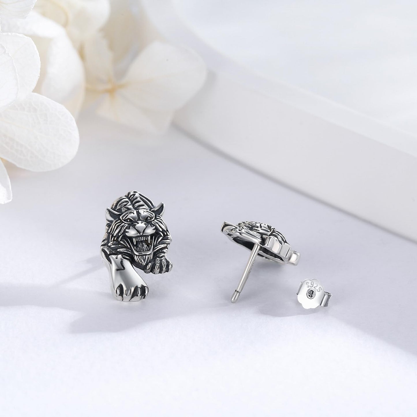 YueYuan Tiger Earrings for Men 925 Sterling Silver Tiger Head Stud Earrings Animal Viking Jewelry Gift for Birthday Graduation Christmas