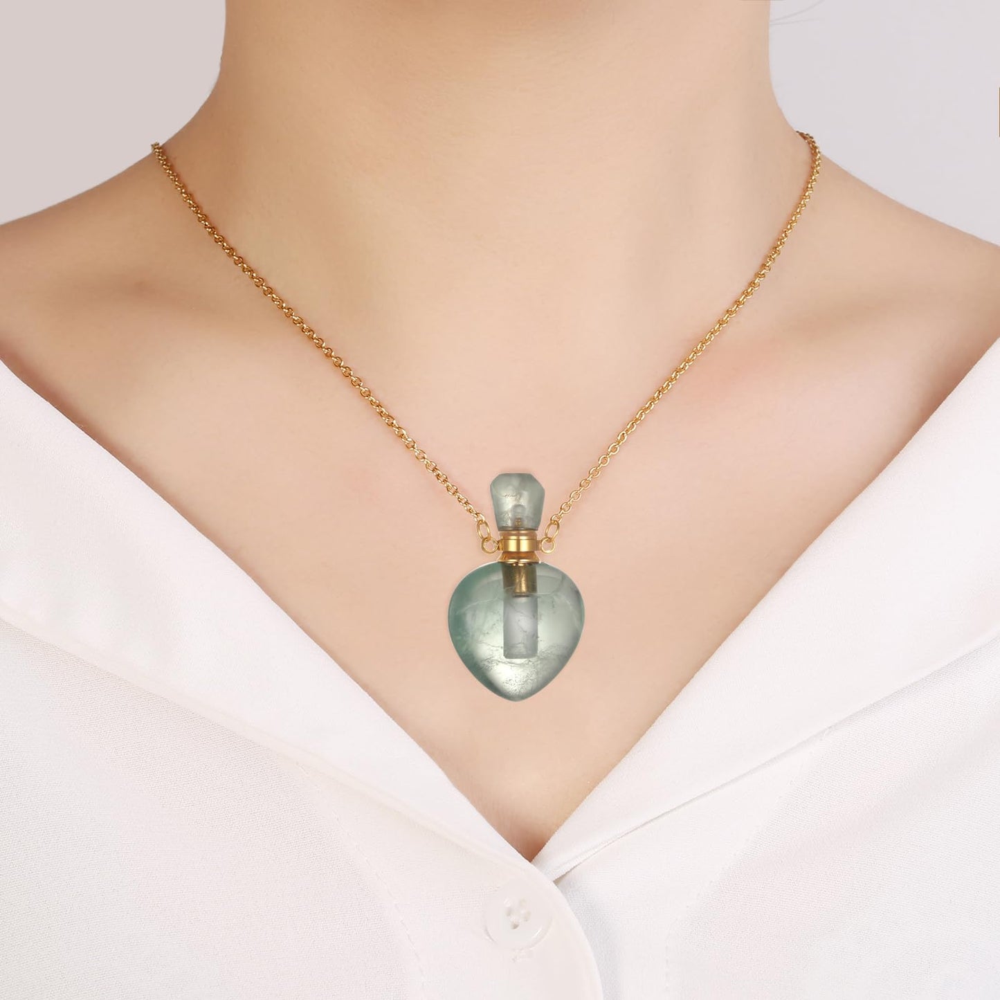 STEFWD Natural Crystal Cremation Jewelry For Ashes - Heart Urn Necklace Hold Loved Ones/Pet Ashes Keepsake Memorial Pendant For Women (Green)
