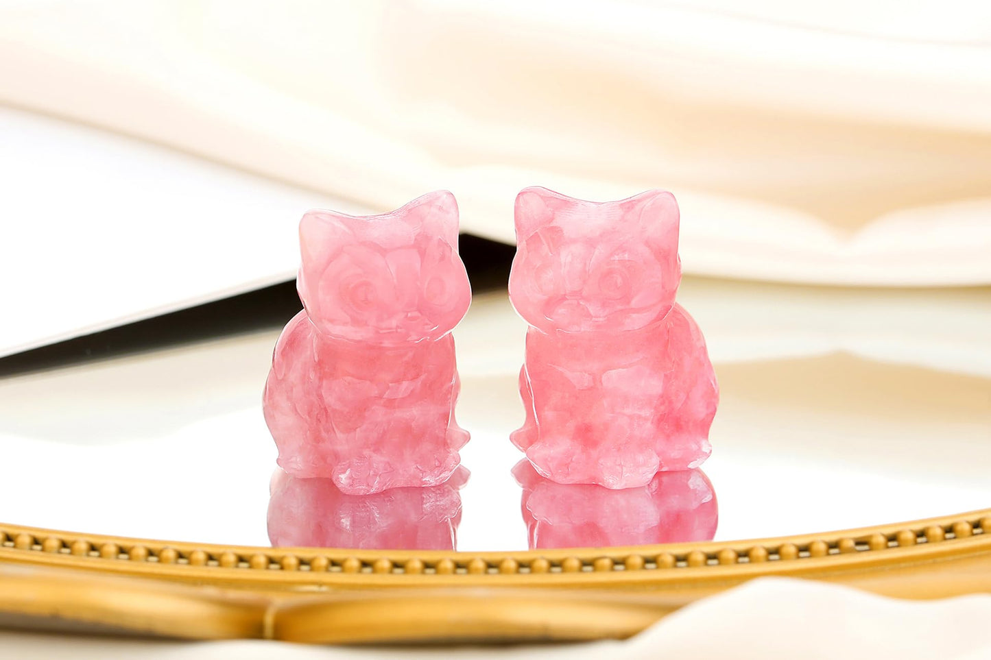 QINJIEJIE Rose Quartz Cat Figurines Pink Gift Cat Decor Crystals Healing Stone Statue Natural Gemstone Sculpture Home Office Desk Decoration Cute Kitten Statue for Women