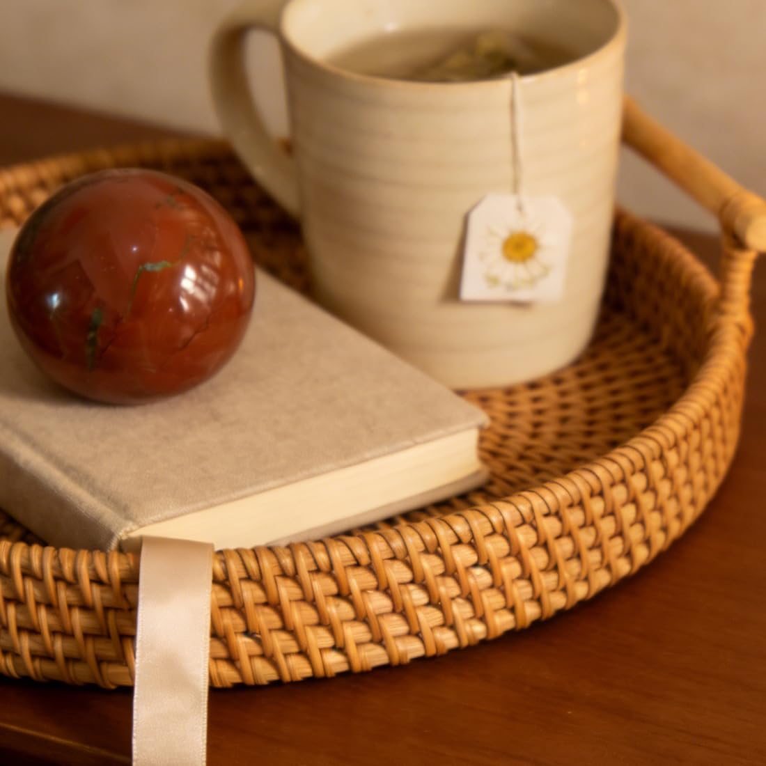 AierCrystal Natural Stone Crystal Sphere Feng Shui Home Decoration Ball Positive Energy Scrying Orb for Meditation Tool for Spiritual Space Purification Globe Diameter 5-6cm Red Jasper Sphere