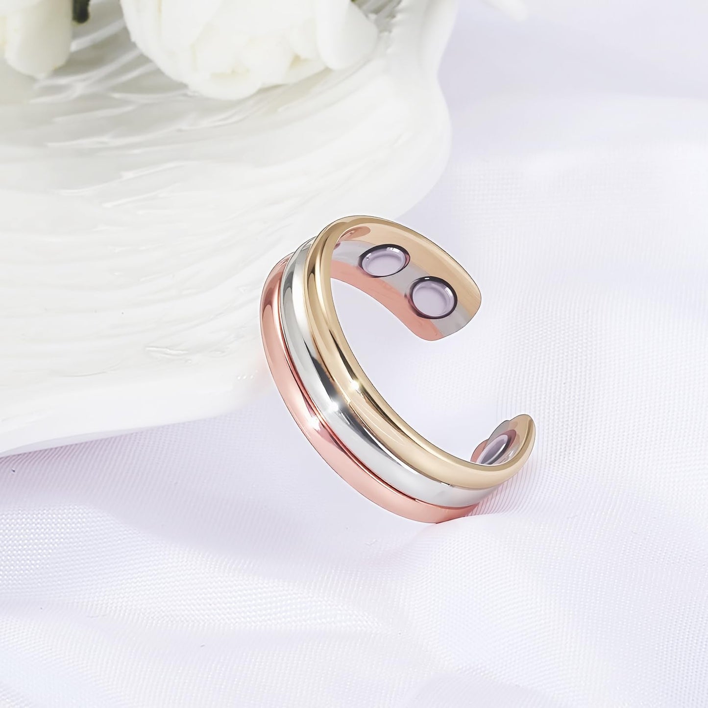 MagSølv Copper Rings for Women, 99% Pure Copper Adjustable Magnetic Ring with 4 Magnets, Tricolor Gold Jewelry
