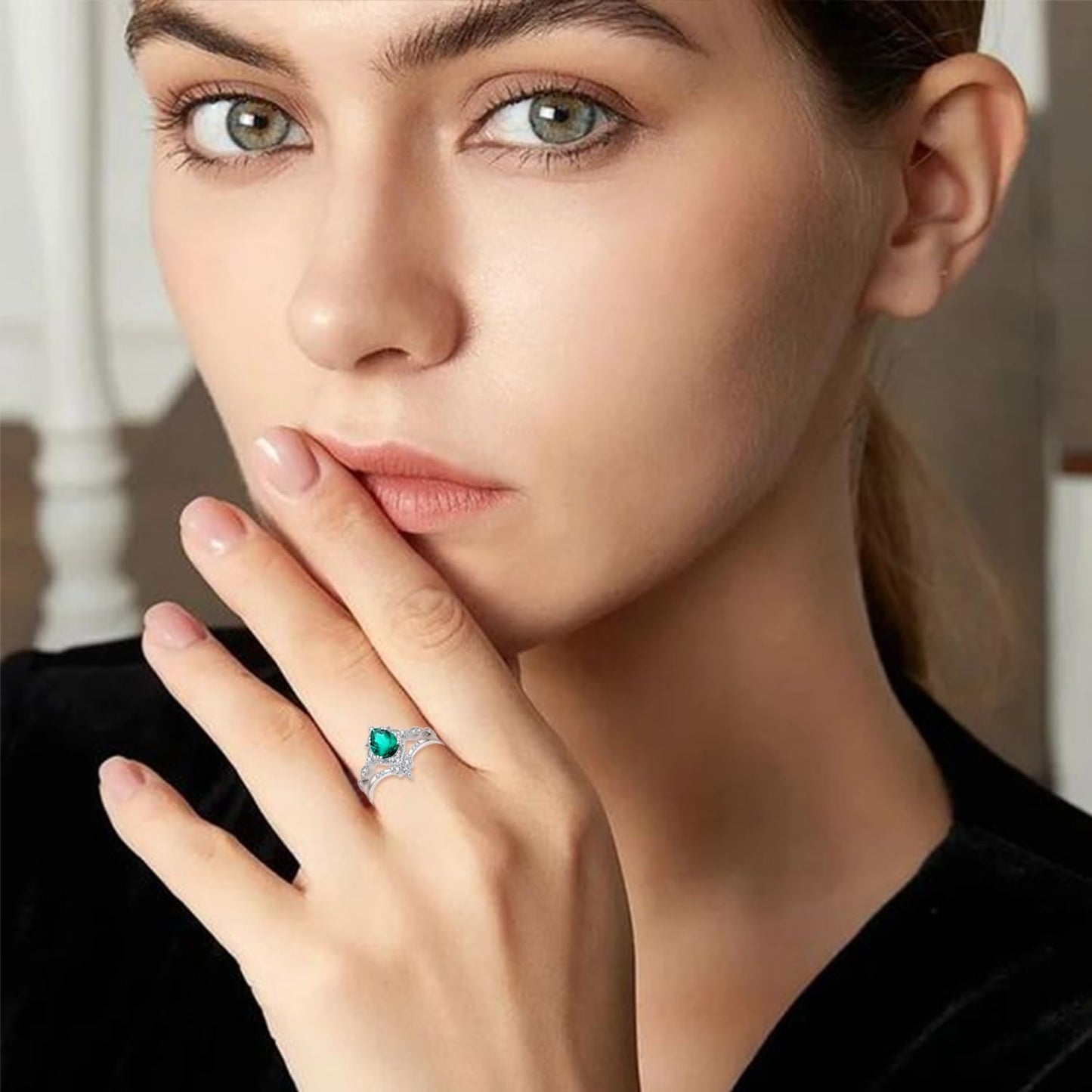 LieYovanaRing Pear Shaped Emerald Engagement Ring Set for Women, 925 Sterling Silver Pear-Cut Emerald Green Fashion Jewelry Wedding Bridal Band Rings for Women Her (5)
