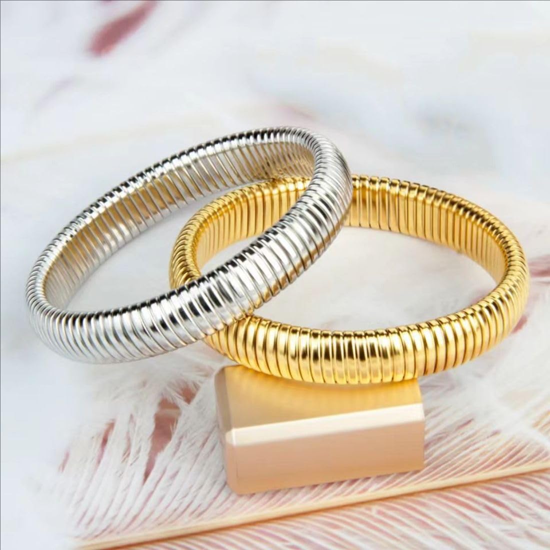 JUNYANGY Silver Bangles for Women Set of 3 Silver Chunky Stretch Bangles Bracelets 925 Silver Plated Stainless Steel Bracelets Flexible Wide Stack Bracelet Designer Look Alike Jewelry for Women