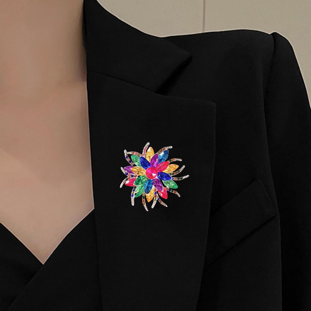 Rhinestone Sunflower Brooch Pin for Women Red Black Purple Large Flower Brooch Snowflake Hat Marquise Wreath Christmas Jewelry (Color D)