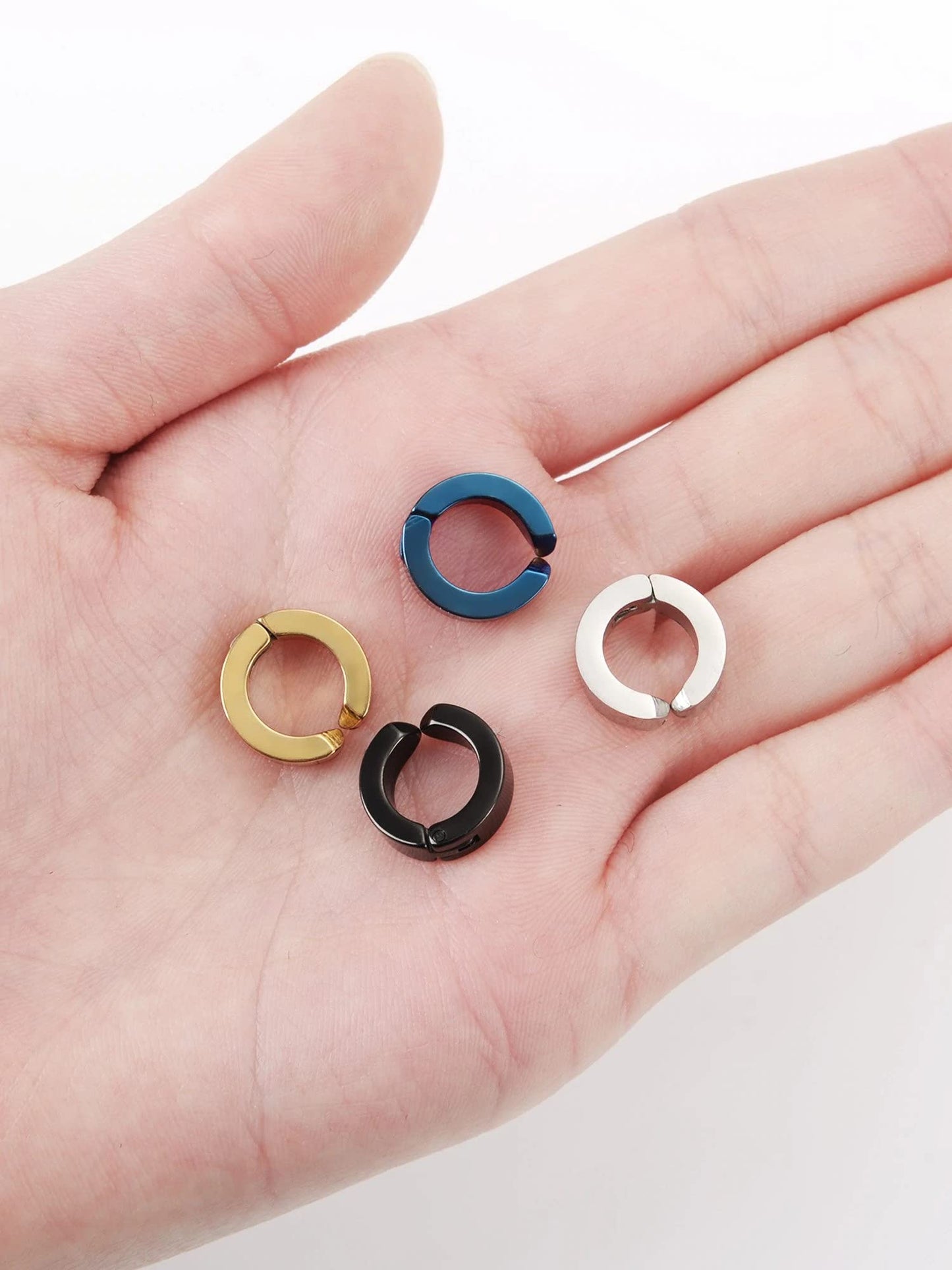 Mudder 8 Pieces Clip on Earrings for Men Magnetic Hoop Earrings Non-Piercing Earrings Fake Ear Clip Studs for Men Women, Stainless Steel Clip Earrings, 4 Colors
