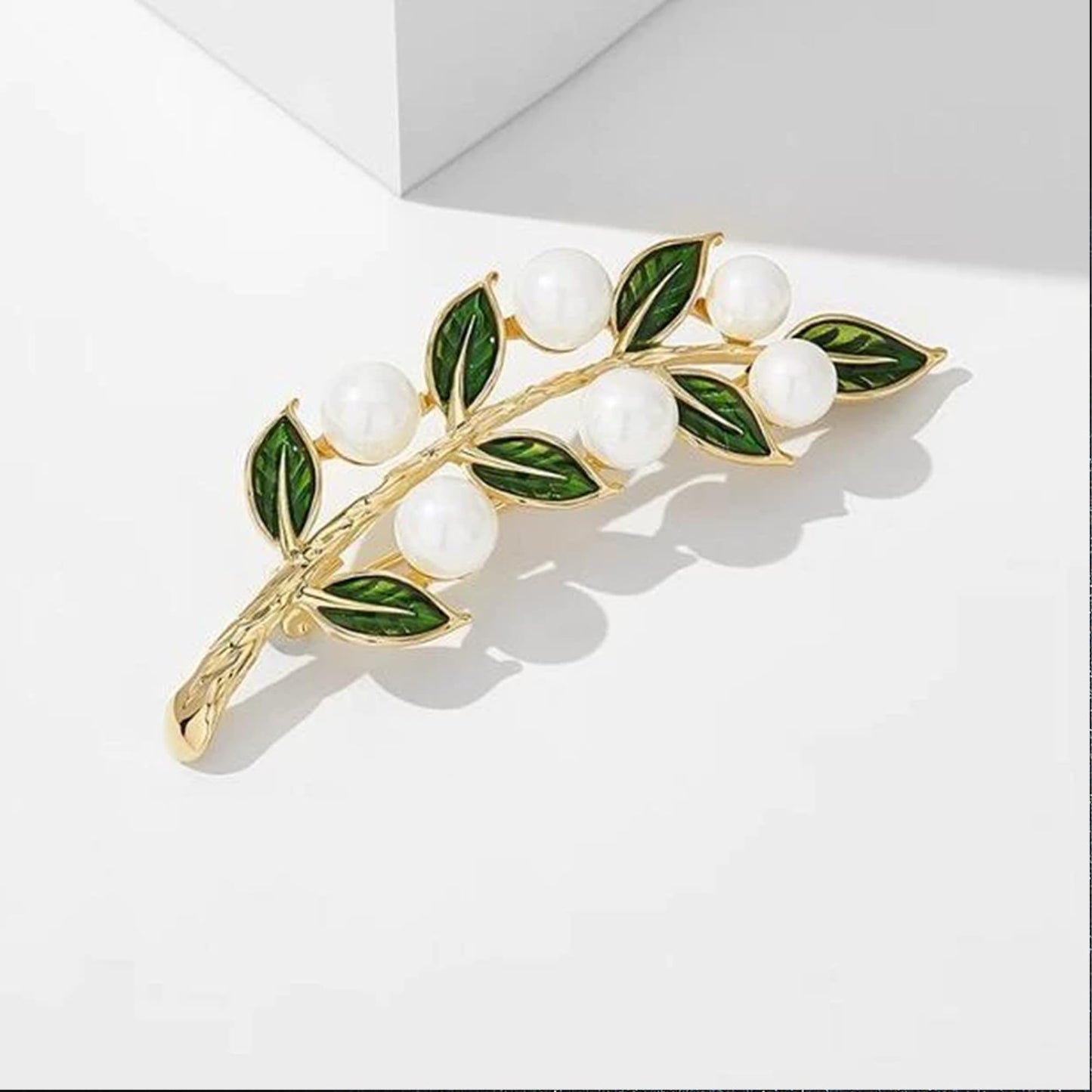 Enamel Olive Leaf Brooch Pin with White Pearl, Green Leaves Brooch for Women, Wedding Bridal Party Jewelry, Mother Wife Gift for Christmas Valentines Day (Gold)