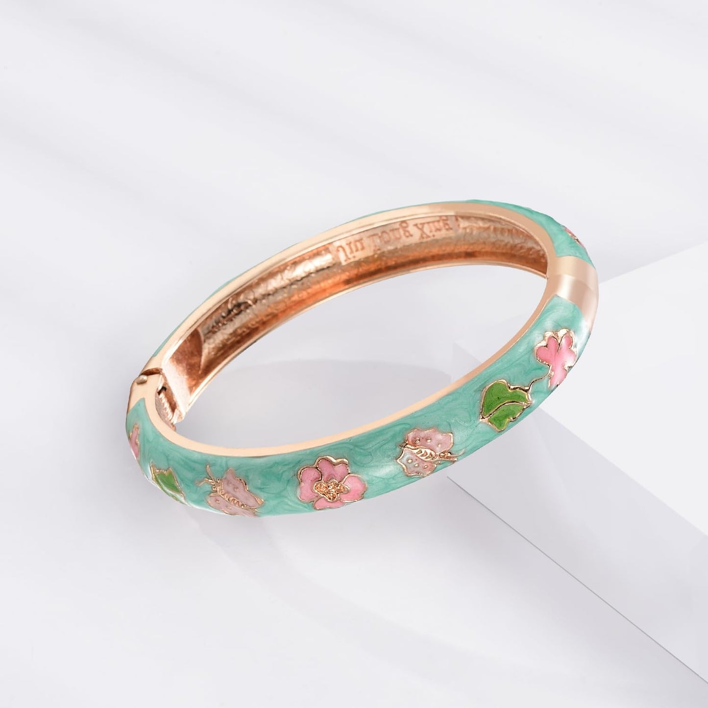 UJOY Designer Womens Couple Bangles Flower Enamel Bracelets Jewelry Box for Women Gift 55A67-55A101 Green