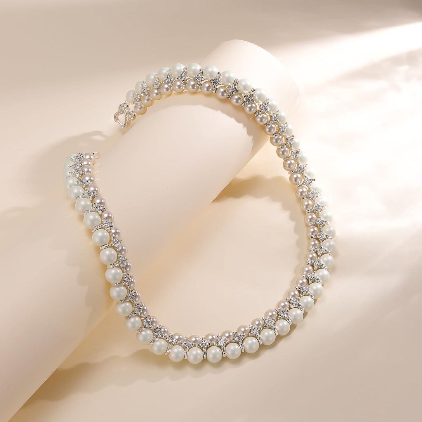 AILUOR Pearl Necklace for Women, Round Imitation Pearl Choker Necklace 20s Flapper Pearls Accessories for Themed Party Dainty Beaded Choker for Women (Two-tone)