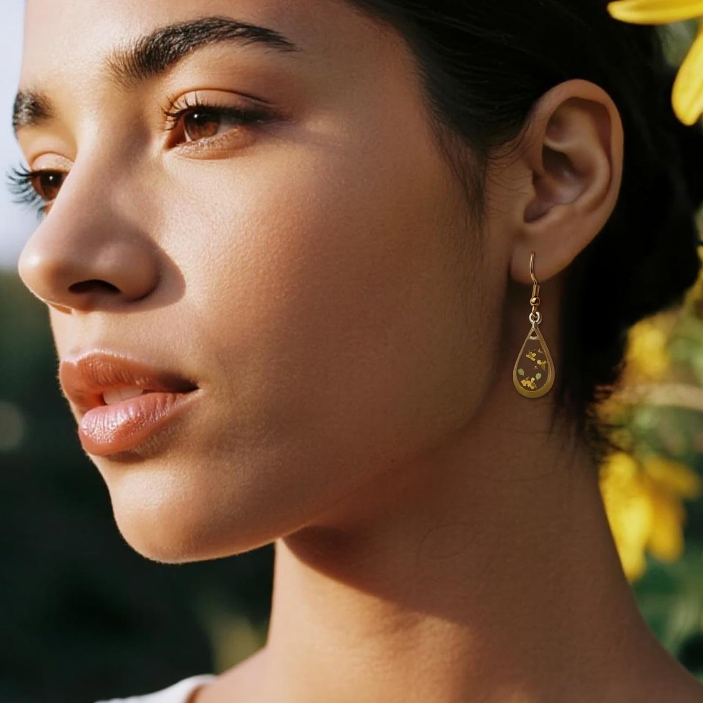 Jean Beau Handmade Pressed Flower Earrings for Women, Unique Resin Yellow Dried Flowers Gold Plated Teardrop Dangle Drop Nature Floral Earings Fashion Summer Jewelry Gift
