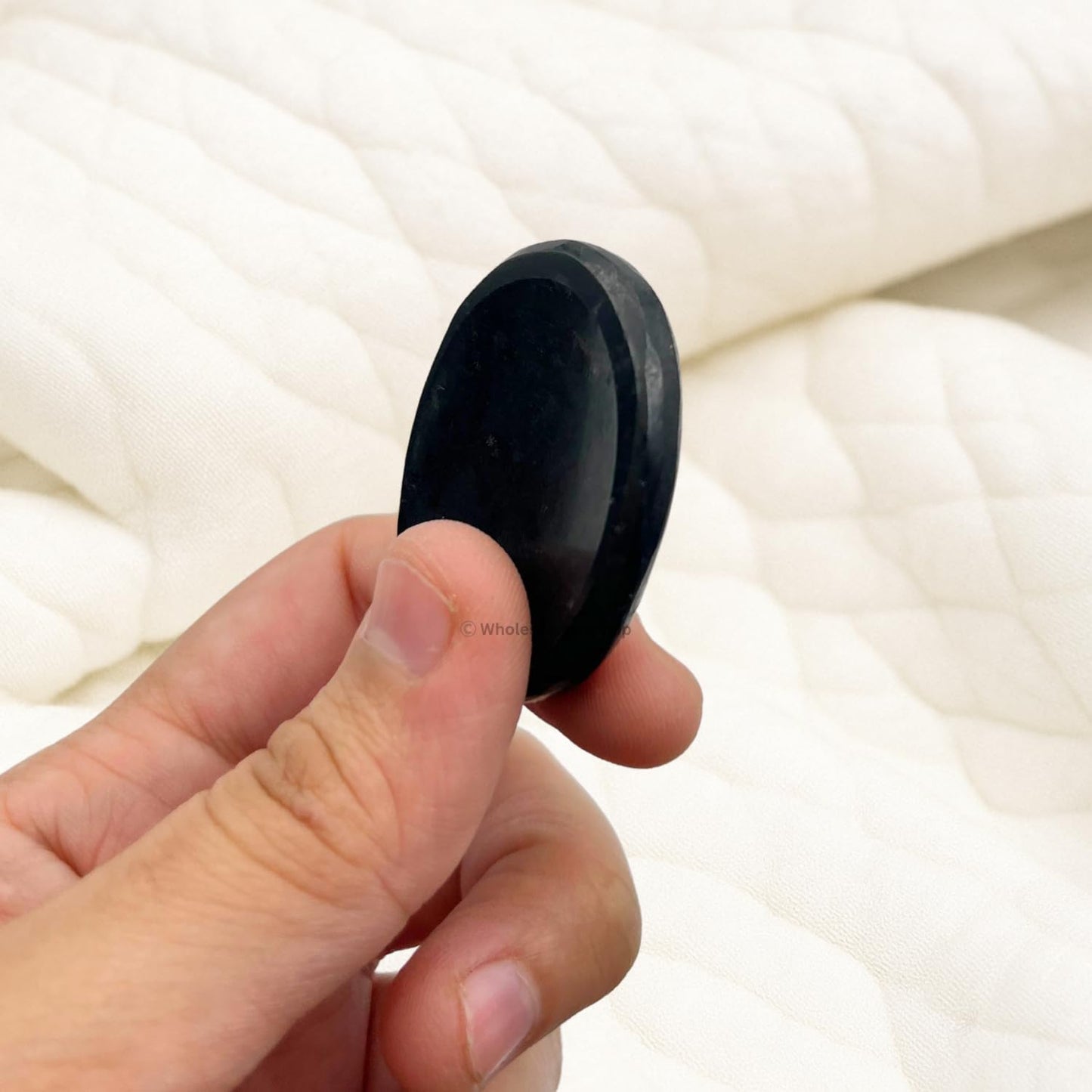 GEMSCITE Black Tourmaline Thumb Worry Stones Metaphysical Gemstone Crystal Healing Reiki Men Women Gift FENG Shui Positive Energy Love Wellness Palm Stones Wicca Powerful