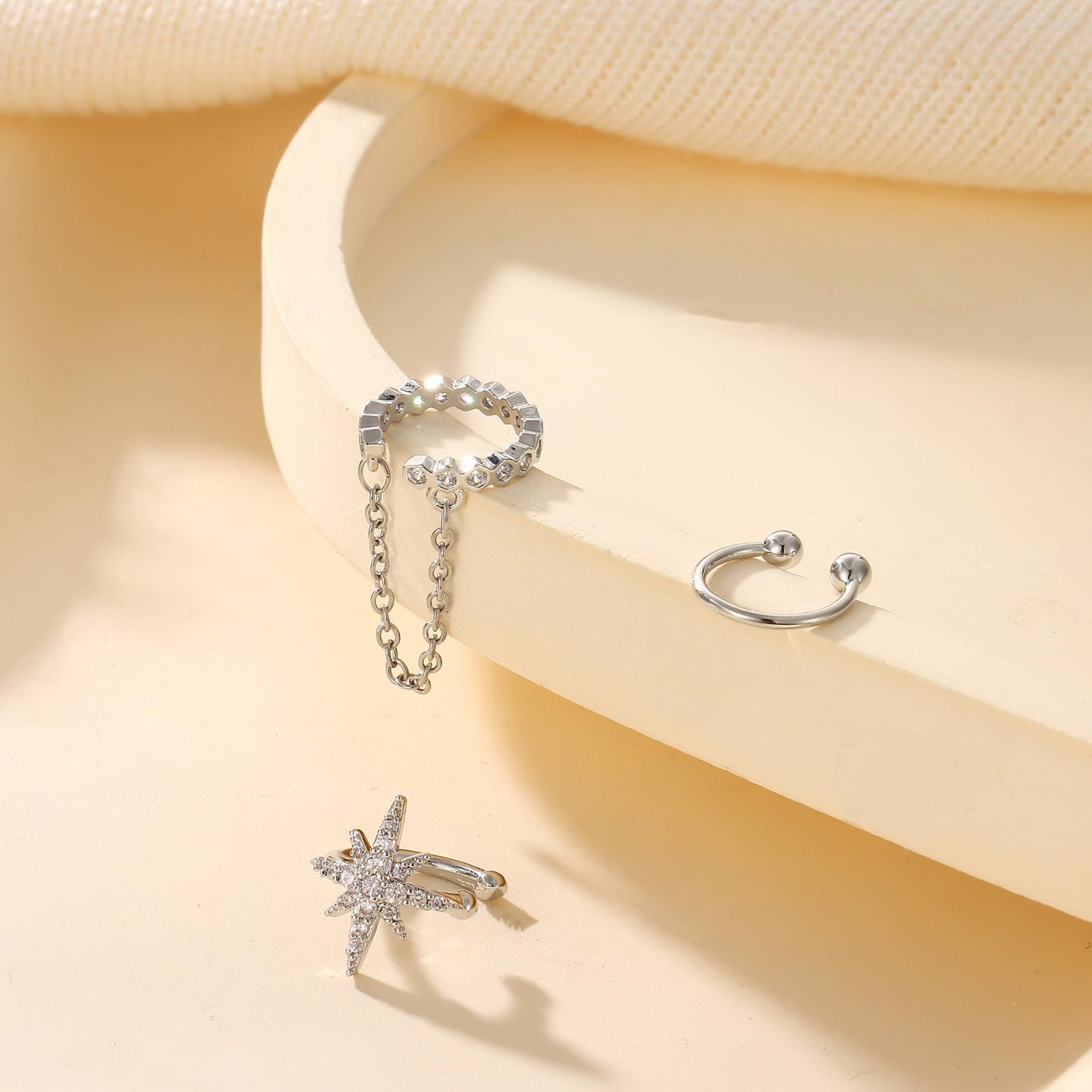 Dochais Ear Cuffs Non-Piercing Earrings for Women Cute Small Clip-On Cartilage Earring 14k Gold Plated Dainty Fake Piercings Earings Silver Style4