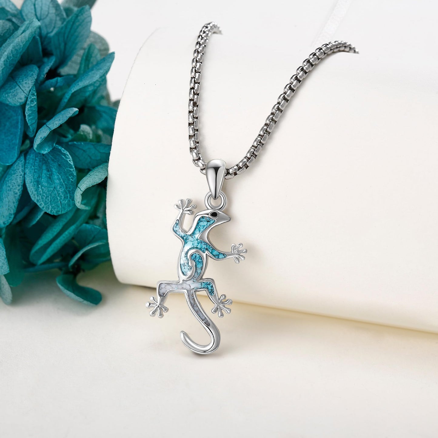 HKPATOP Gecko Necklace 925 Sterling Silver Turquoise Gecko Pendant Necklace Lizard Jewelry Gifts for Women Men