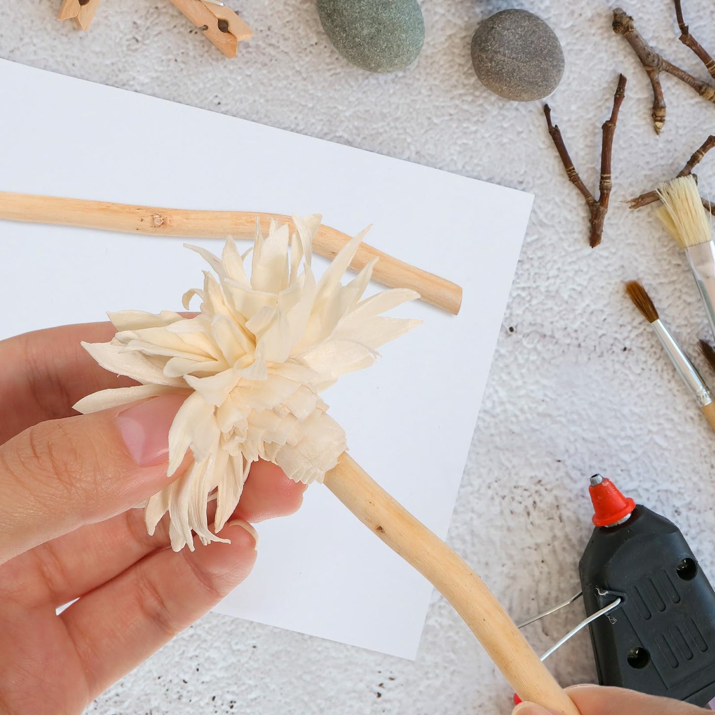 Toyvian Wood Log Sticks 11. 8 Inches, 50pcs Driftwood Branches for Crafts, Natural Craft Twig Sticks for DIY Decoration, Photo Props, Home and Party Decor