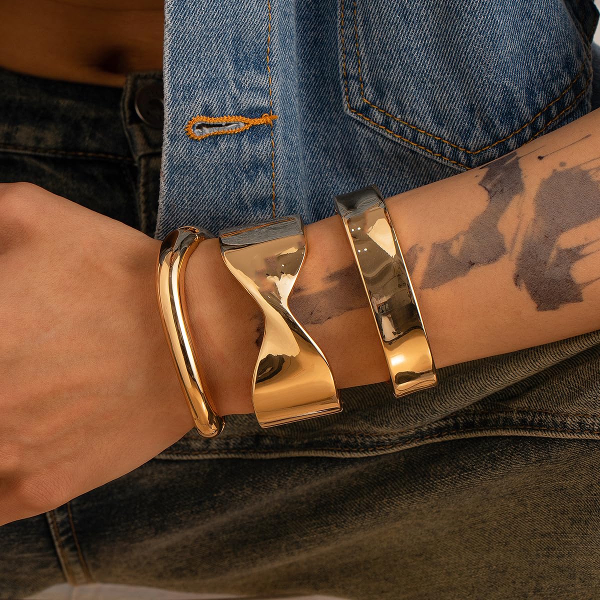ALEXTINA Chunky Bracelets for Women Trendy Stuff Fashion Cuff Bracelet Stackable Bracelet Wrist Cuffs Christmas Gifts for Women