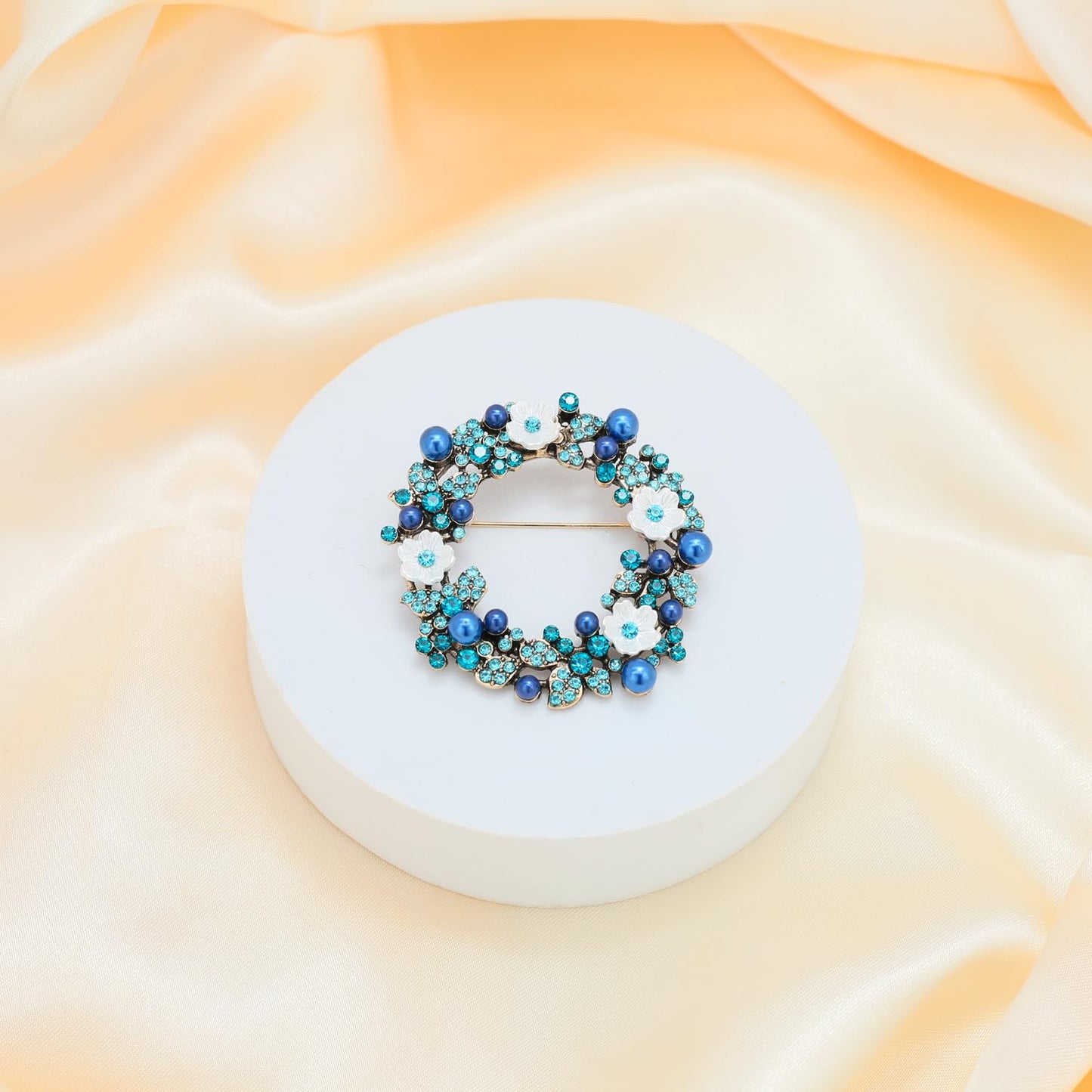 Vancy Utopia Flower Wreath Rhinestone Brooch Crystal Brooches for Women Pin Wedding Fashion Brooches Jewelry Accessories,Women Gift