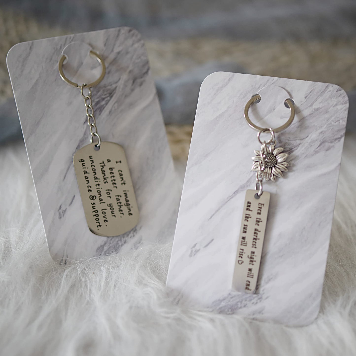 Temlum 100 Pcs Keychain Display Cards with Self-Sealing Bags, 3'' x 4.7'' Keychain Cards Holder for Display Keyring Cards Jewelry Packaging Supplies (Marble)