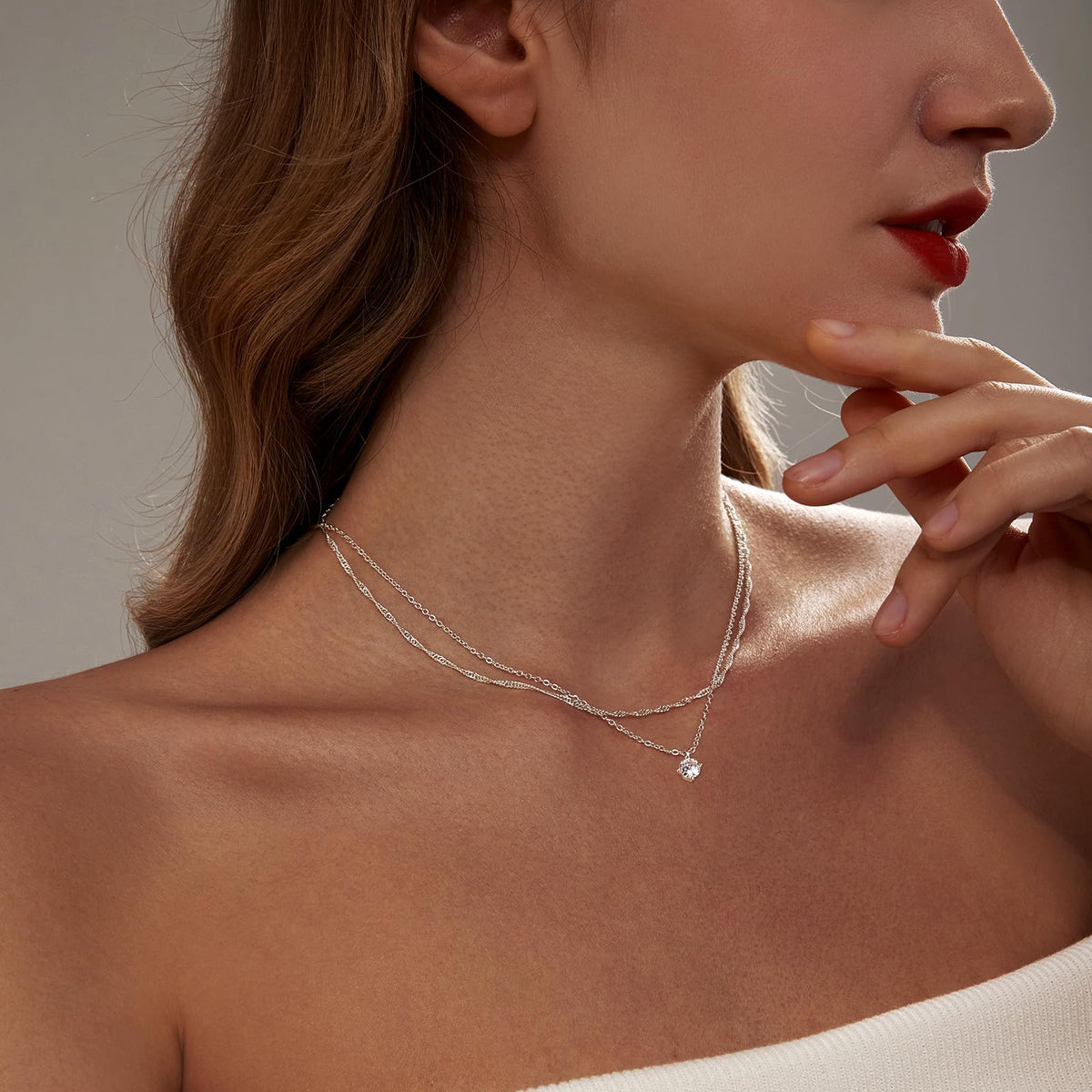Zeffy Silver Necklace for Women Dainty Silver Layered Necklaces Silver Plated Diamond Necklaces Simple CZ Solitaire Pendant Necklace Cute Silver Chain Choker Necklaces for Women Trendy