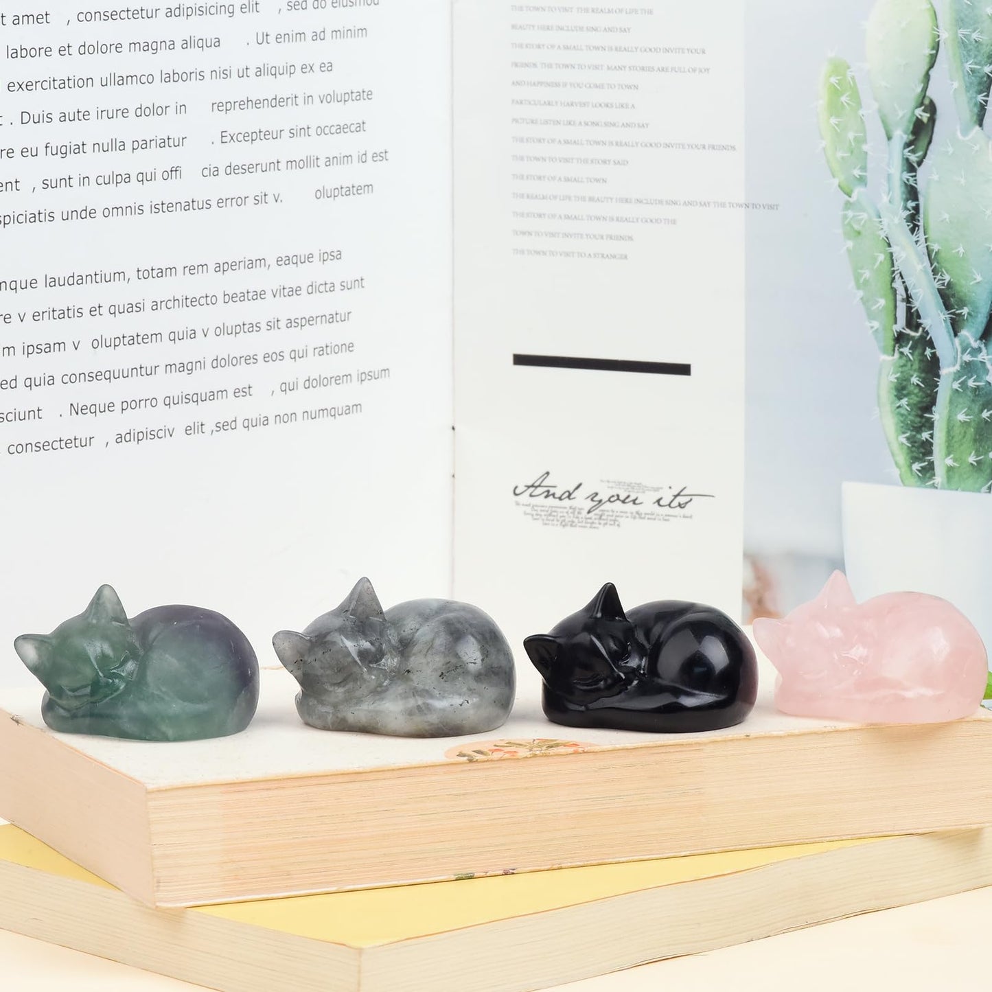 Ytbeoxk 2 Inch Black Obsidian Cat Crystal Statue, Healing Crystal Cat Decorations,Polished Hand Carved Obsidian Lucky Cute Kitten Figurines, Black Cat Gift Home Office Desk Decor for Cat Lovers