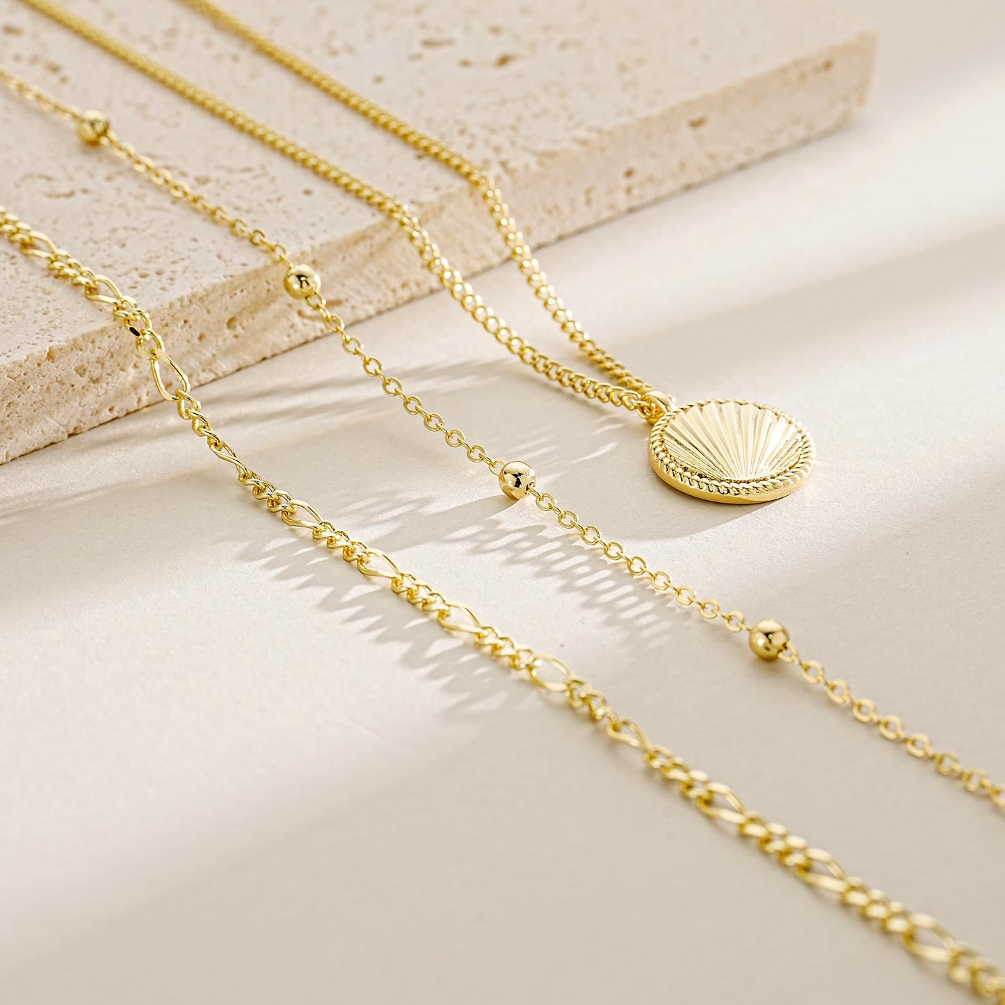 YOIHUR Layered Gold Necklaces for Women, 14K Gold Plated Beading Figaro Necklace Trendy Layering Circle Pendant Necklace Set Jewelry for Women
