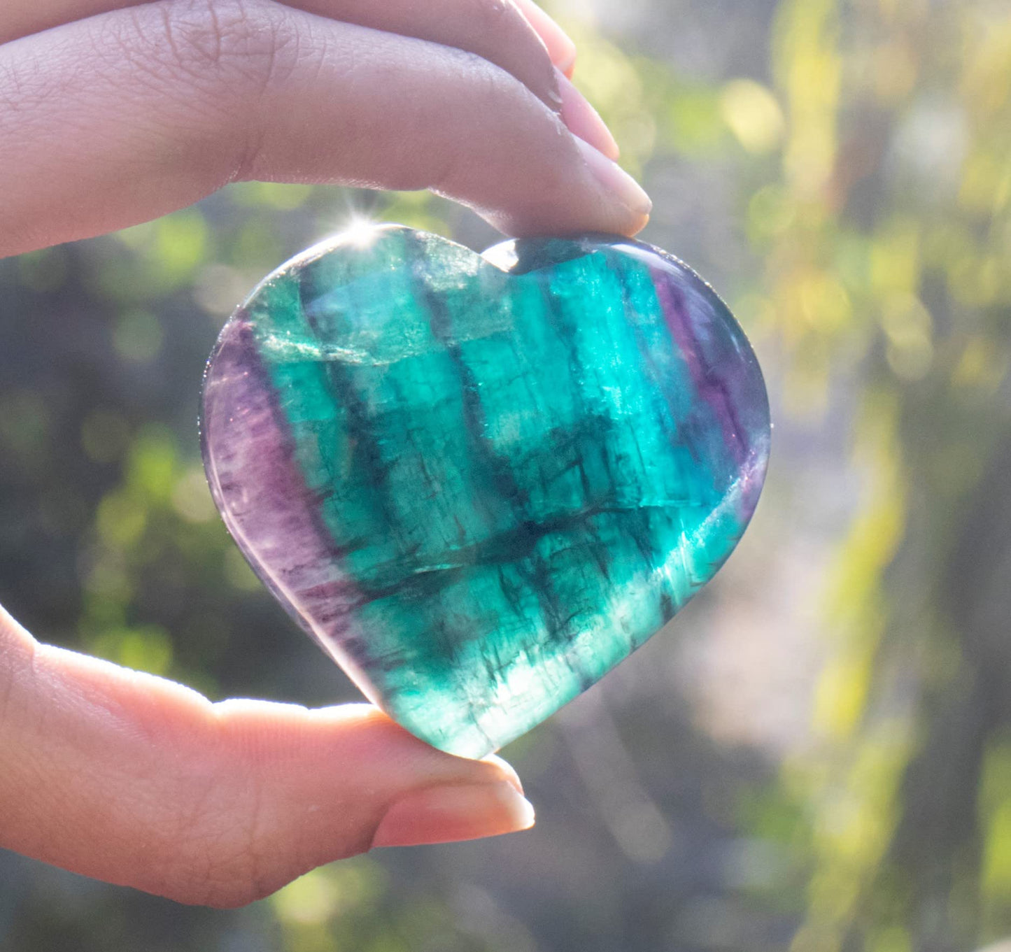 Crocon 50mm Multi Fluorite Heart stone Big Heart Shape Puff Stones Set 450+ Carats Pocket Crystal Healing Tumble Collection Palm Worry Stone Good Luck Charm Meditation Gift Craft Home Decor