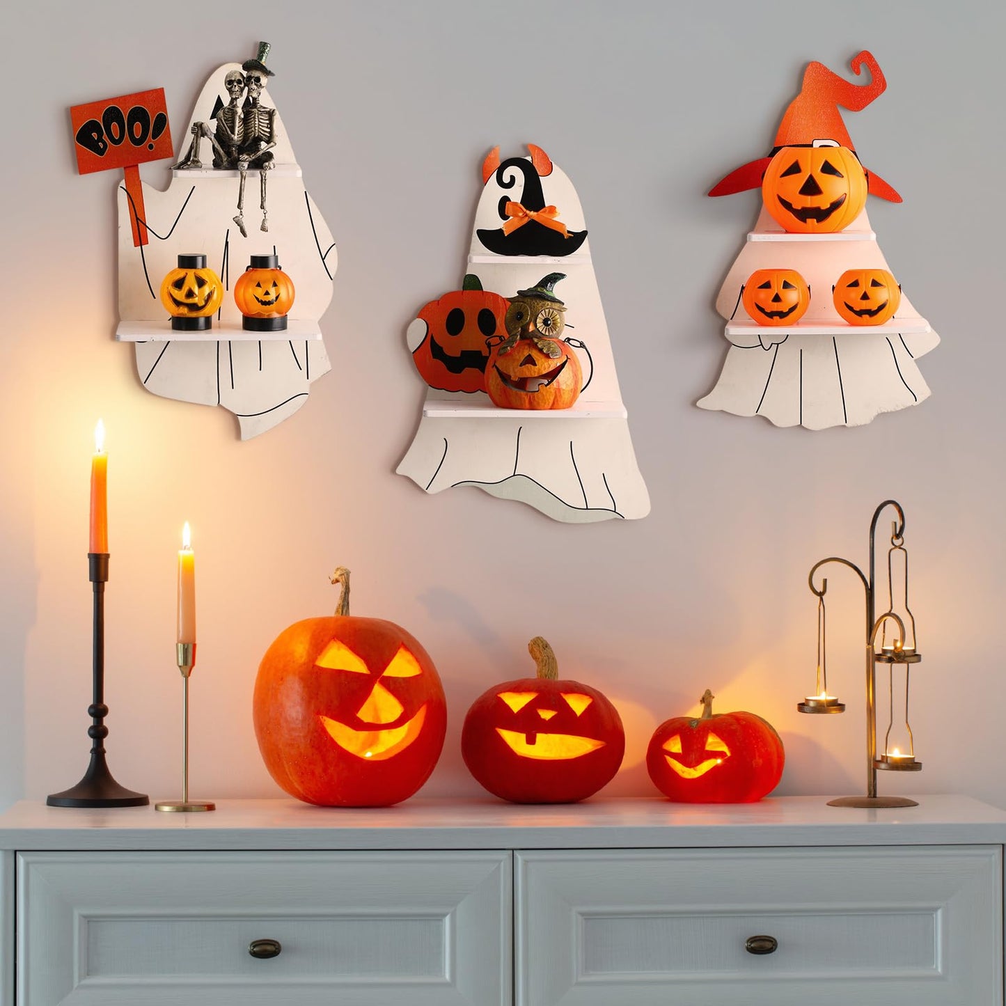 Lineshading 3 Pcs Halloween Ghost Wall Shelves Wall Decor Hanging Sign with Shelf Bathroom Shelves Aesthetic Crystal Shelf Ghost Decor for Bedroom Livingroom Party Decoration