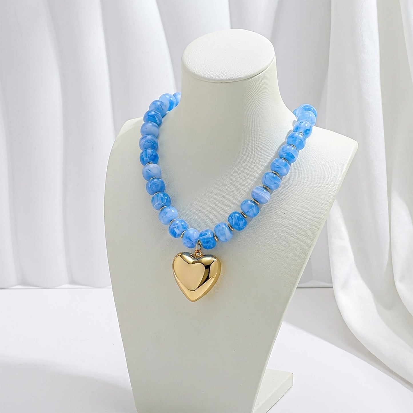ENSKEFEN Chunky Gold Heart Pendant Necklaces for Women Bohemian Light Blue Resin Beaded Choker Necklace Trendy Chunky Statement Necklace Summer Beach Jewelry